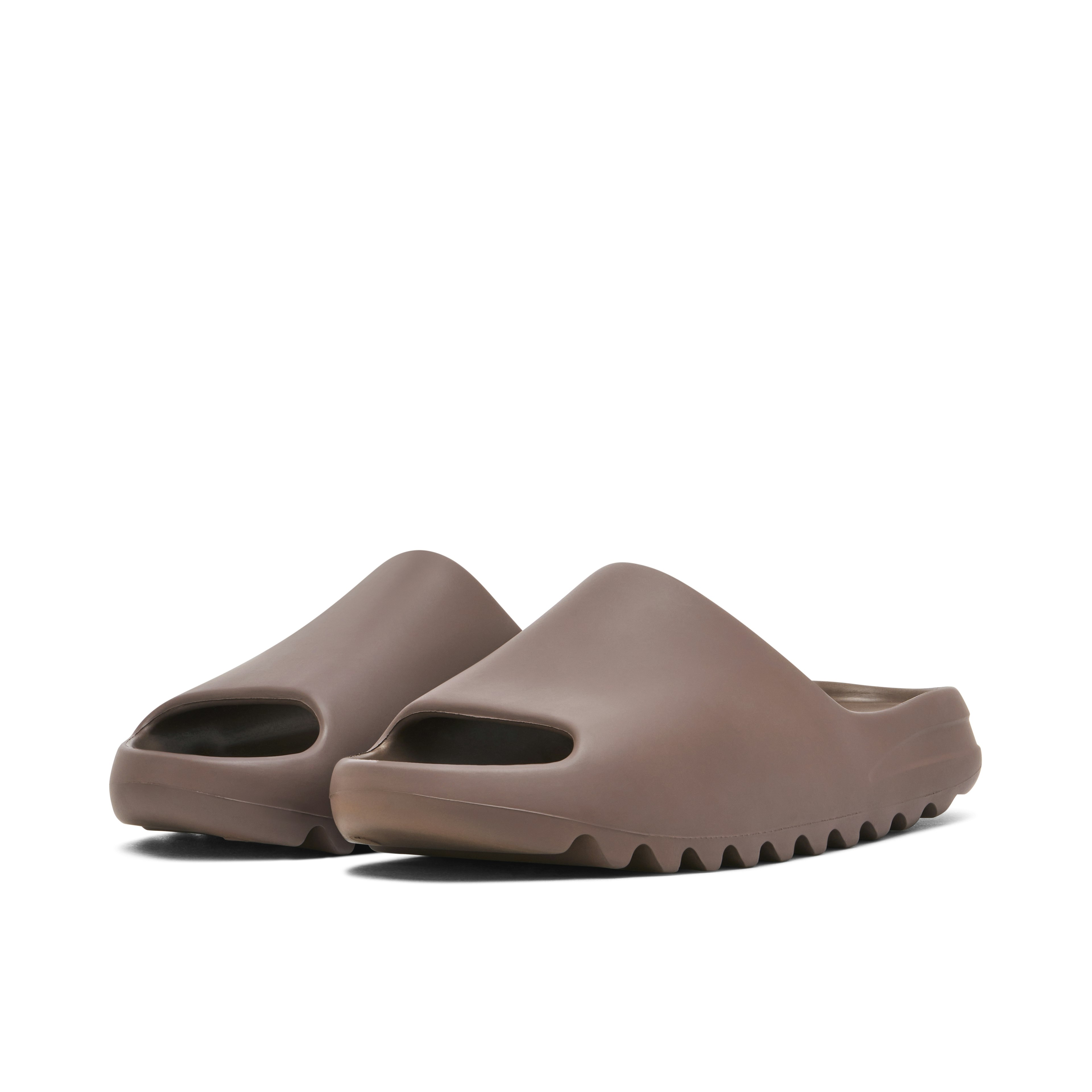 Yeezy Slide Soot 2021
