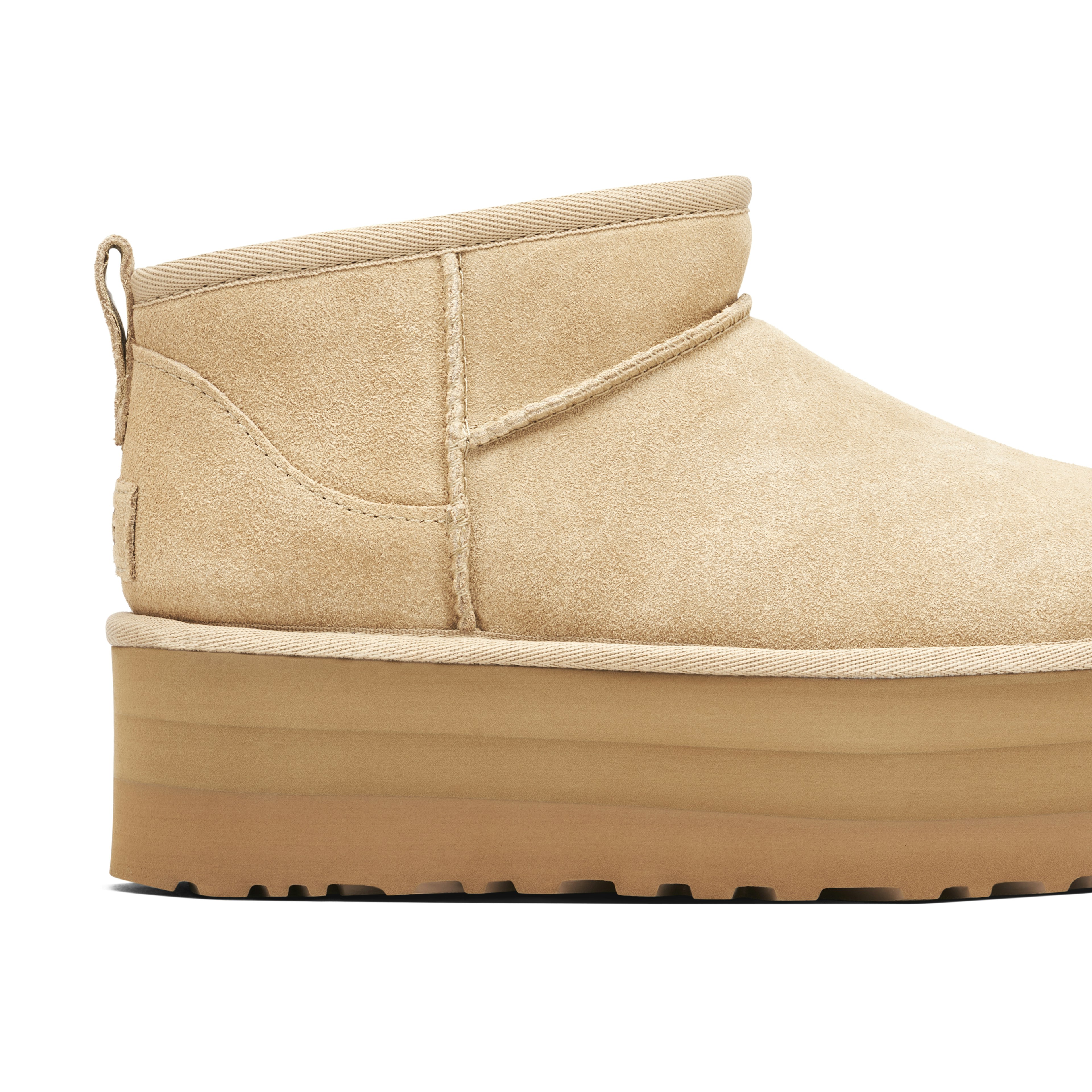 UGG Classic Ultra Mini Platform Boot Sand für Damen