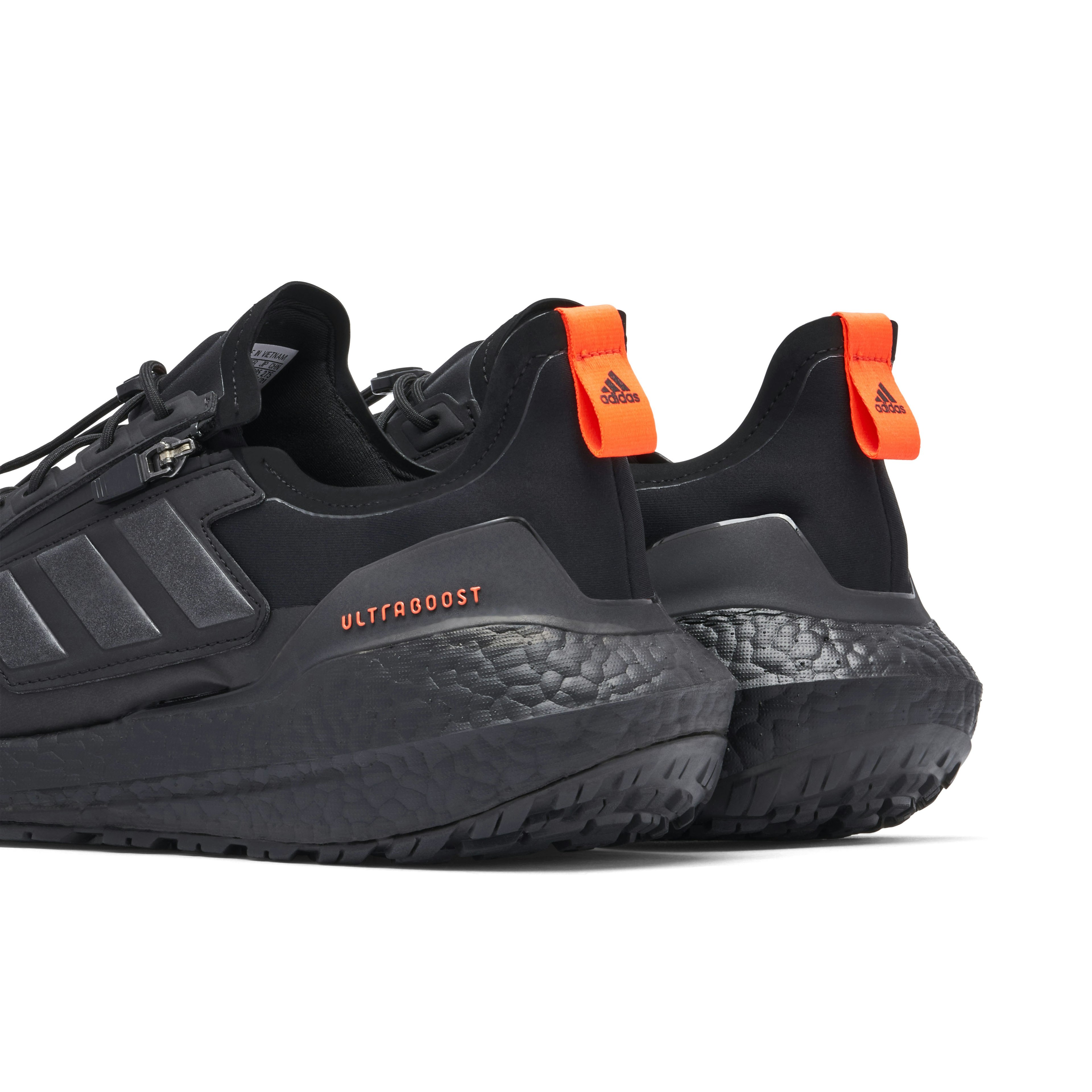 adidas UltraBoost 21 GORE-TEX Carbon Black