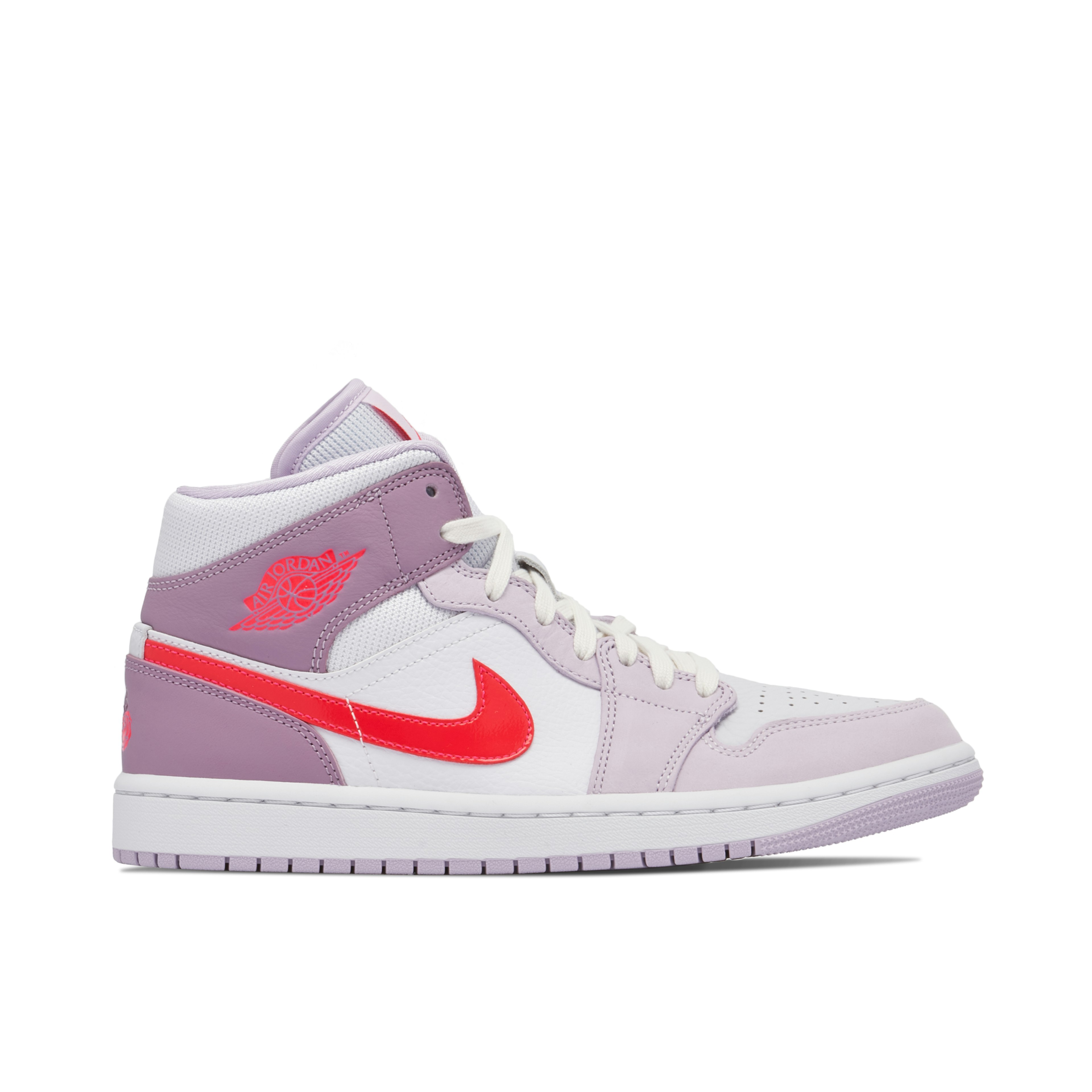 Кроссовки мужские высокие nike air jordan Valentine's Day 2022 für Damen