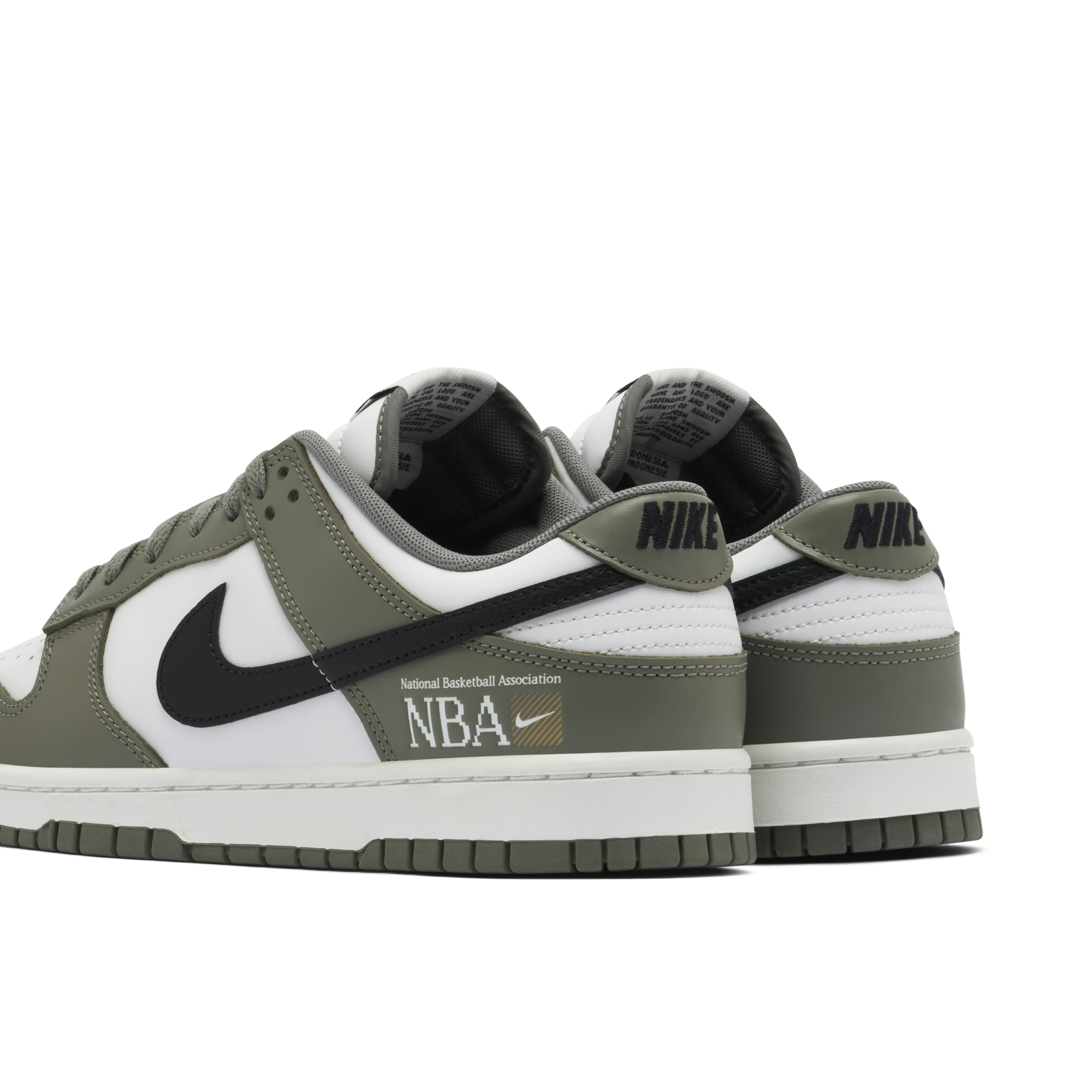 Nike Dunk Low NBA Paris