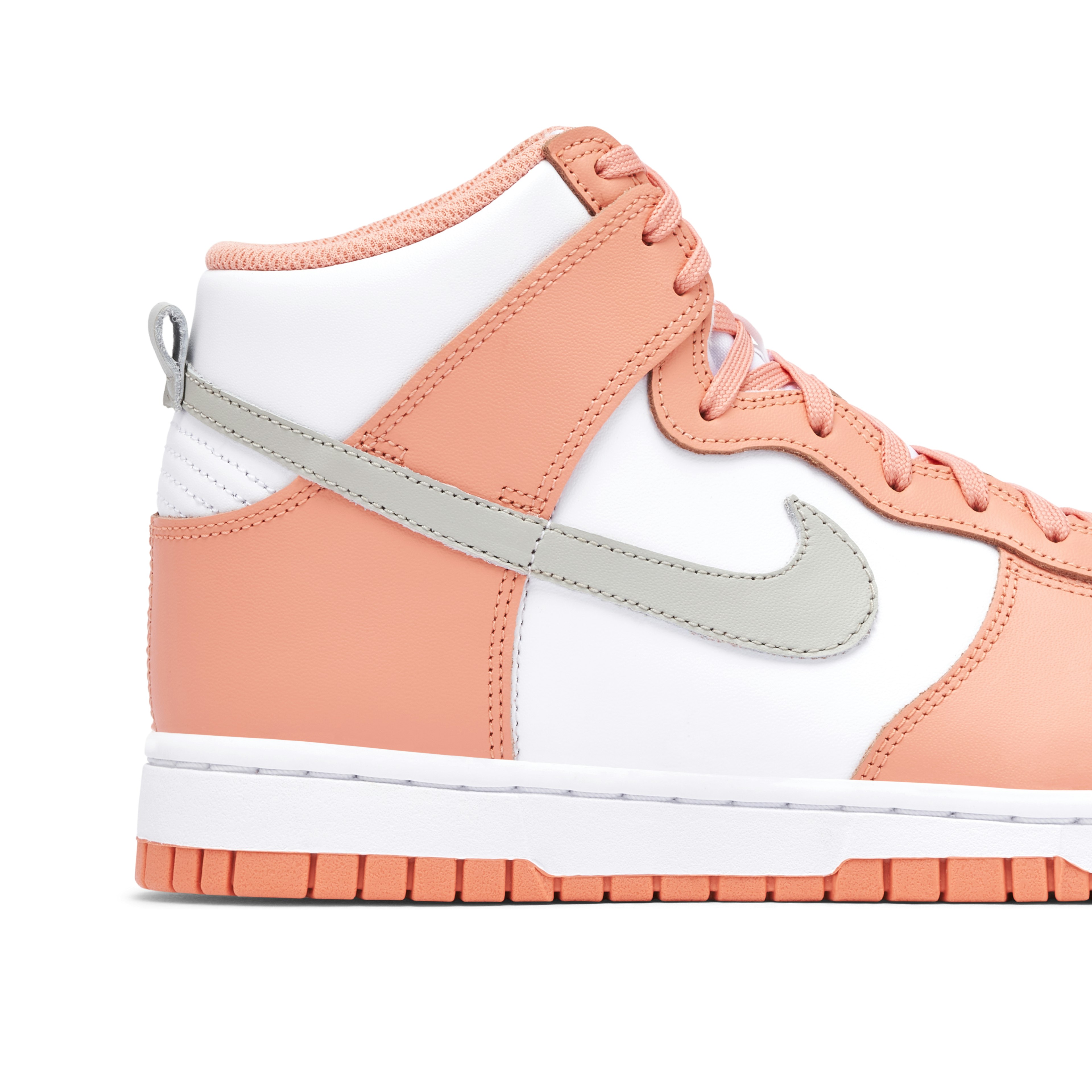 Nike Dunk High Salmon Femme