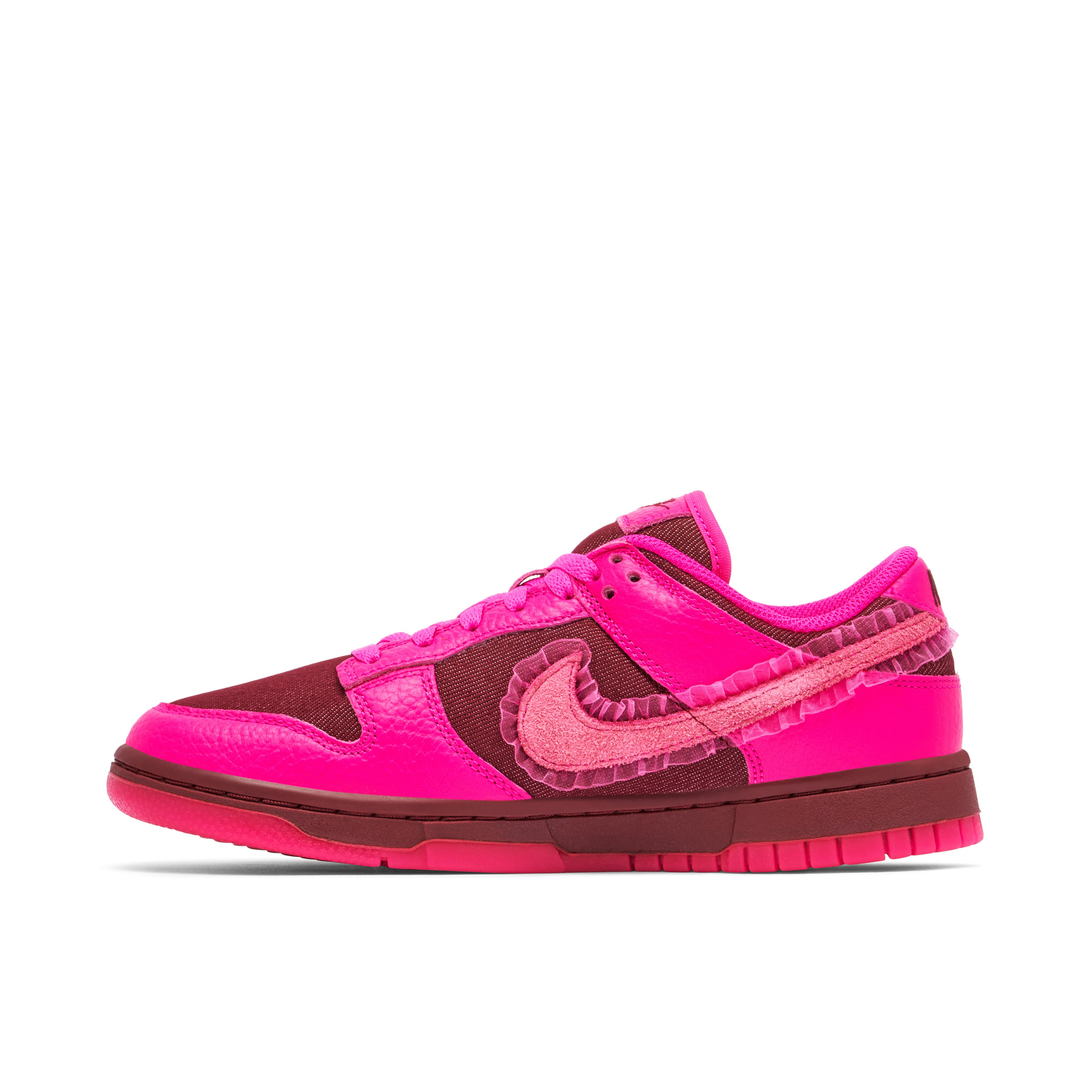 Nike Dunk Low Valentines Day Femme