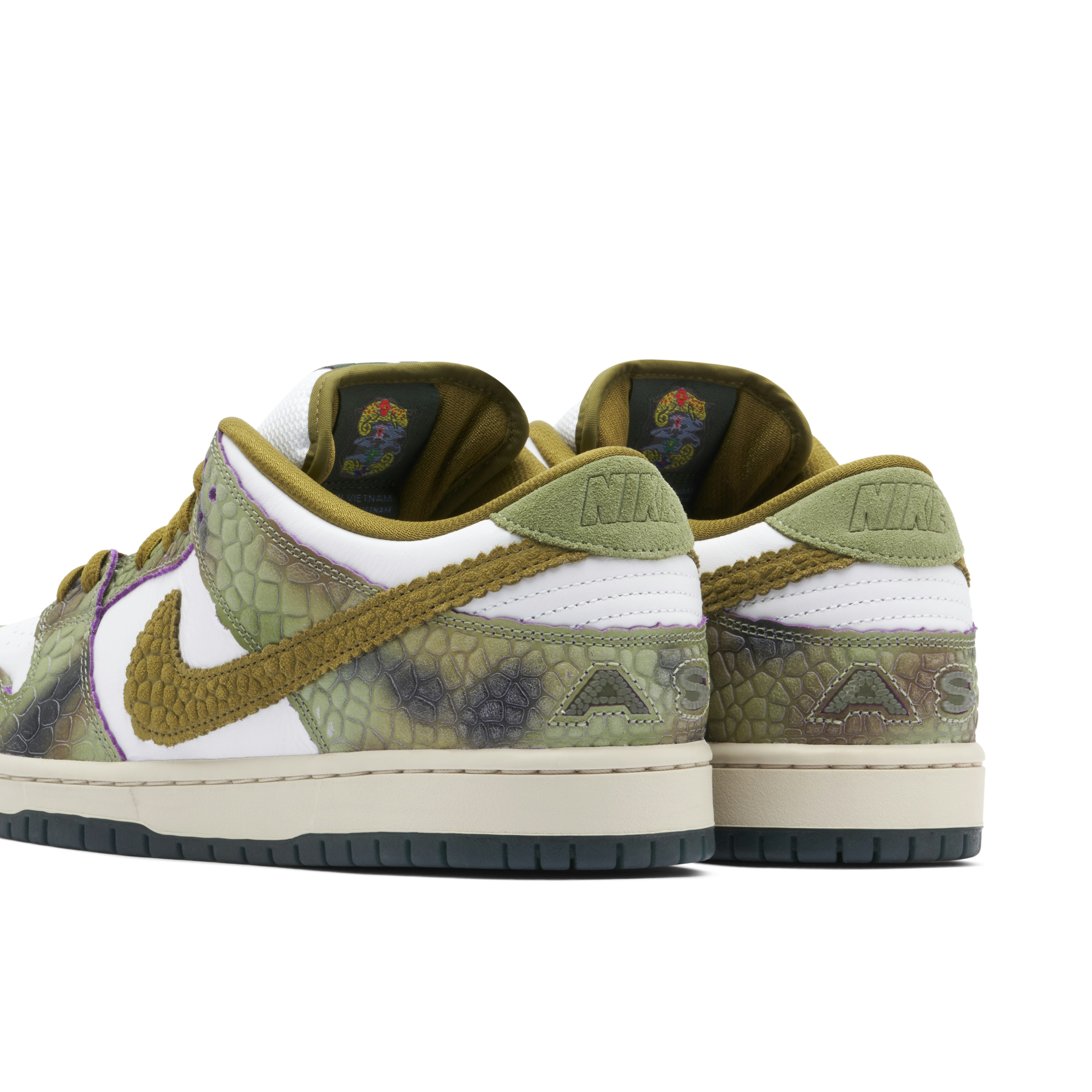 Nike SB Dunk Low Alexis Sablone Chameleon