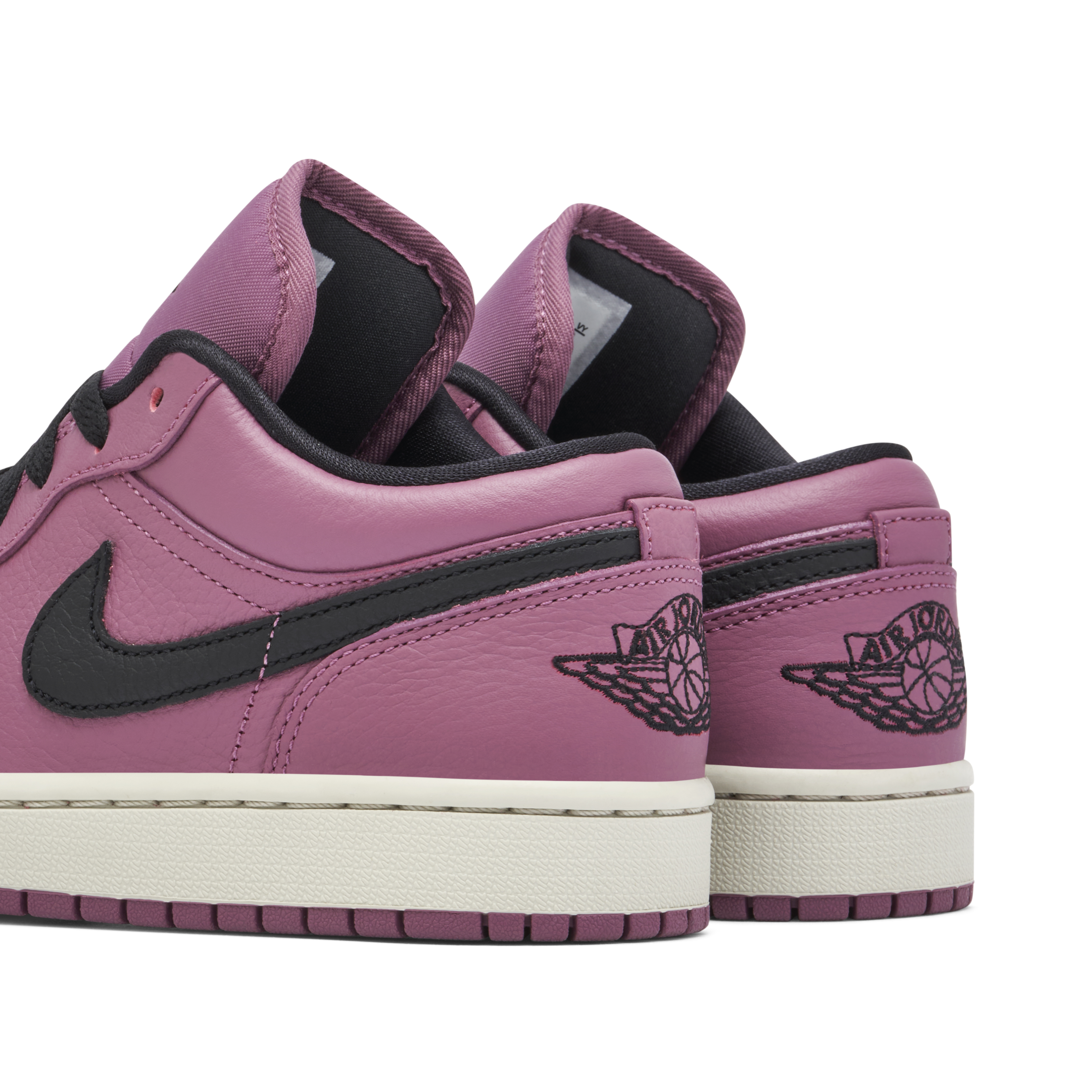 Mulberry deals Nike dunks