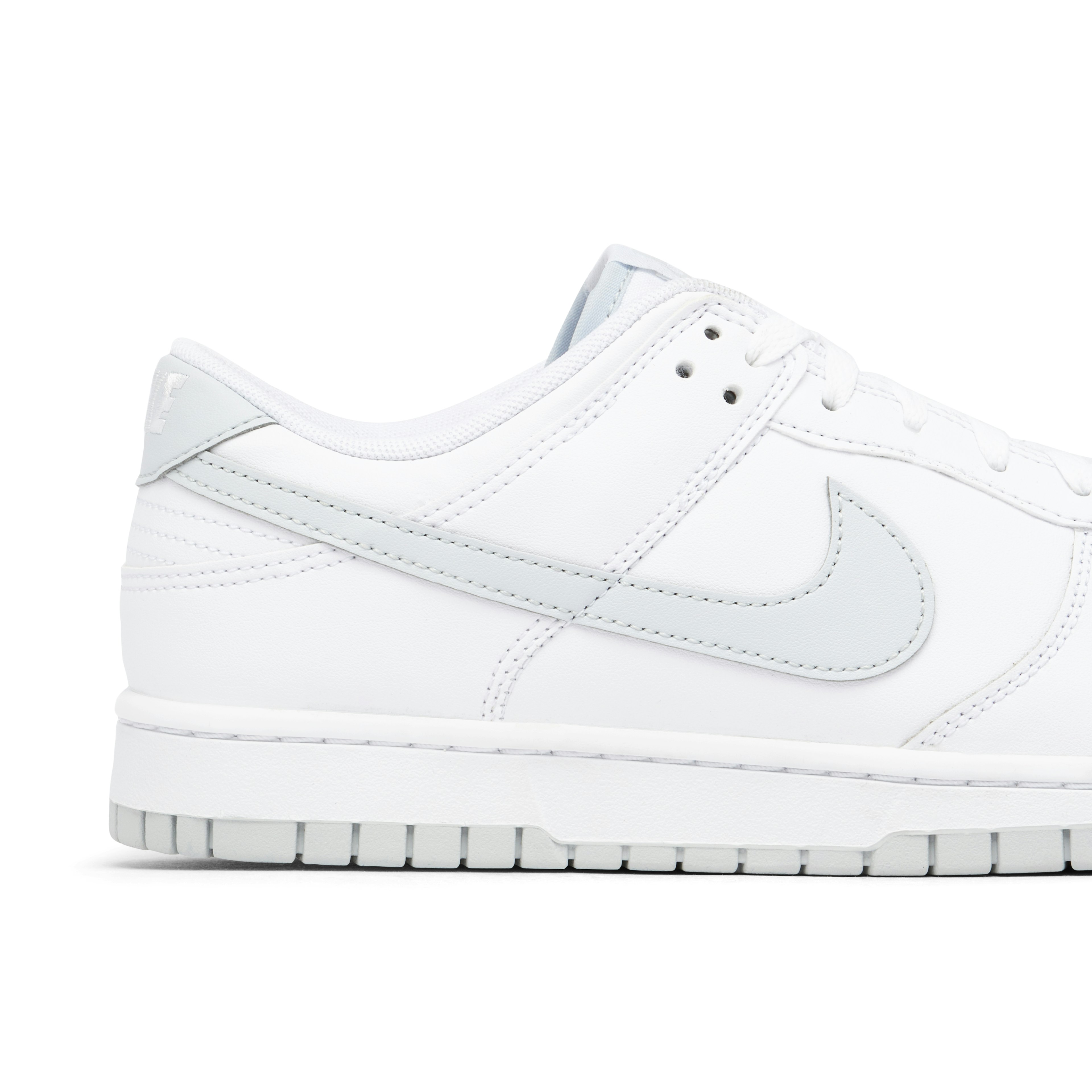 Nike Dunk Low Pure Platinum