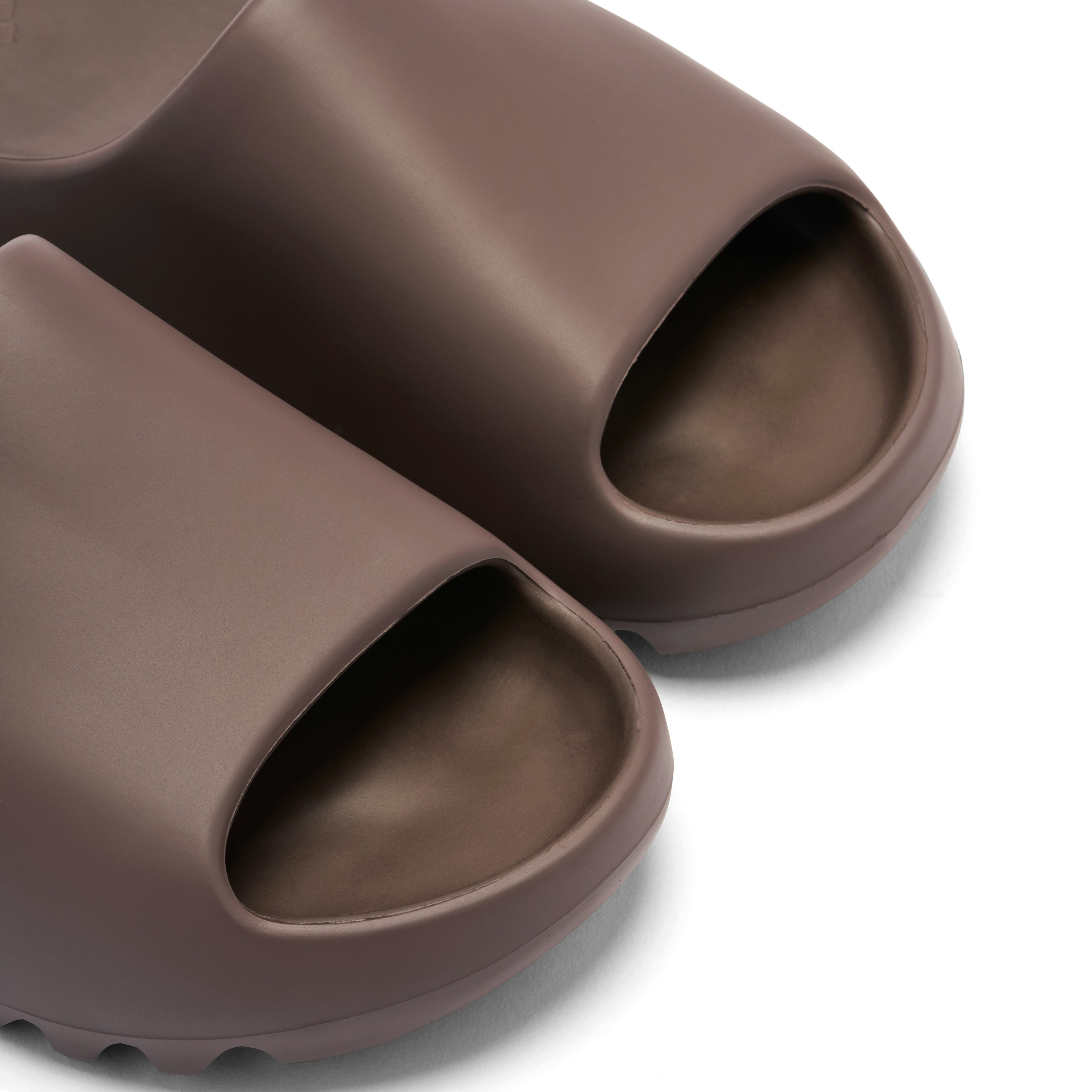 Yeezy Slide Soot 2021