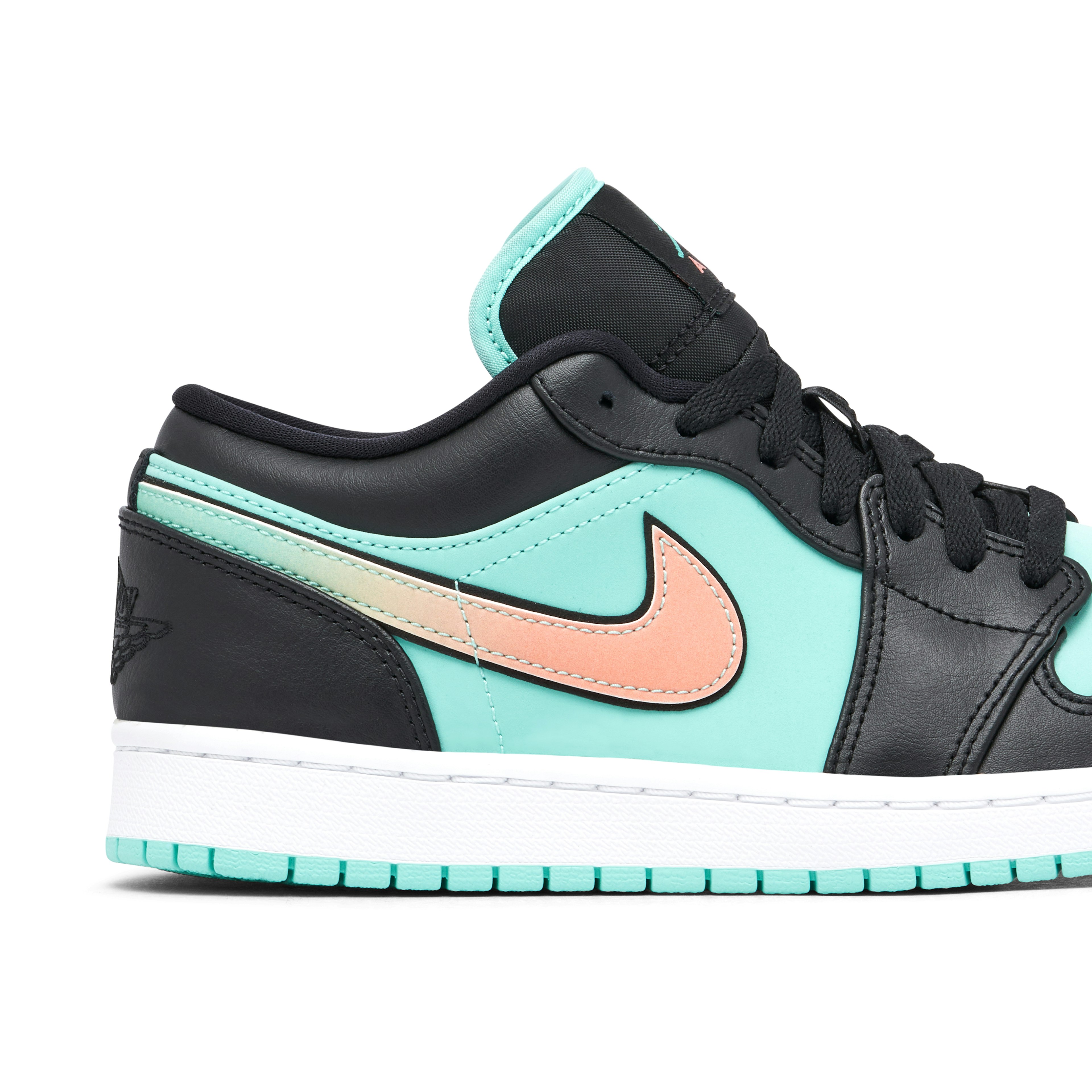 Air Jordan 1 Low SE Tropical Twist