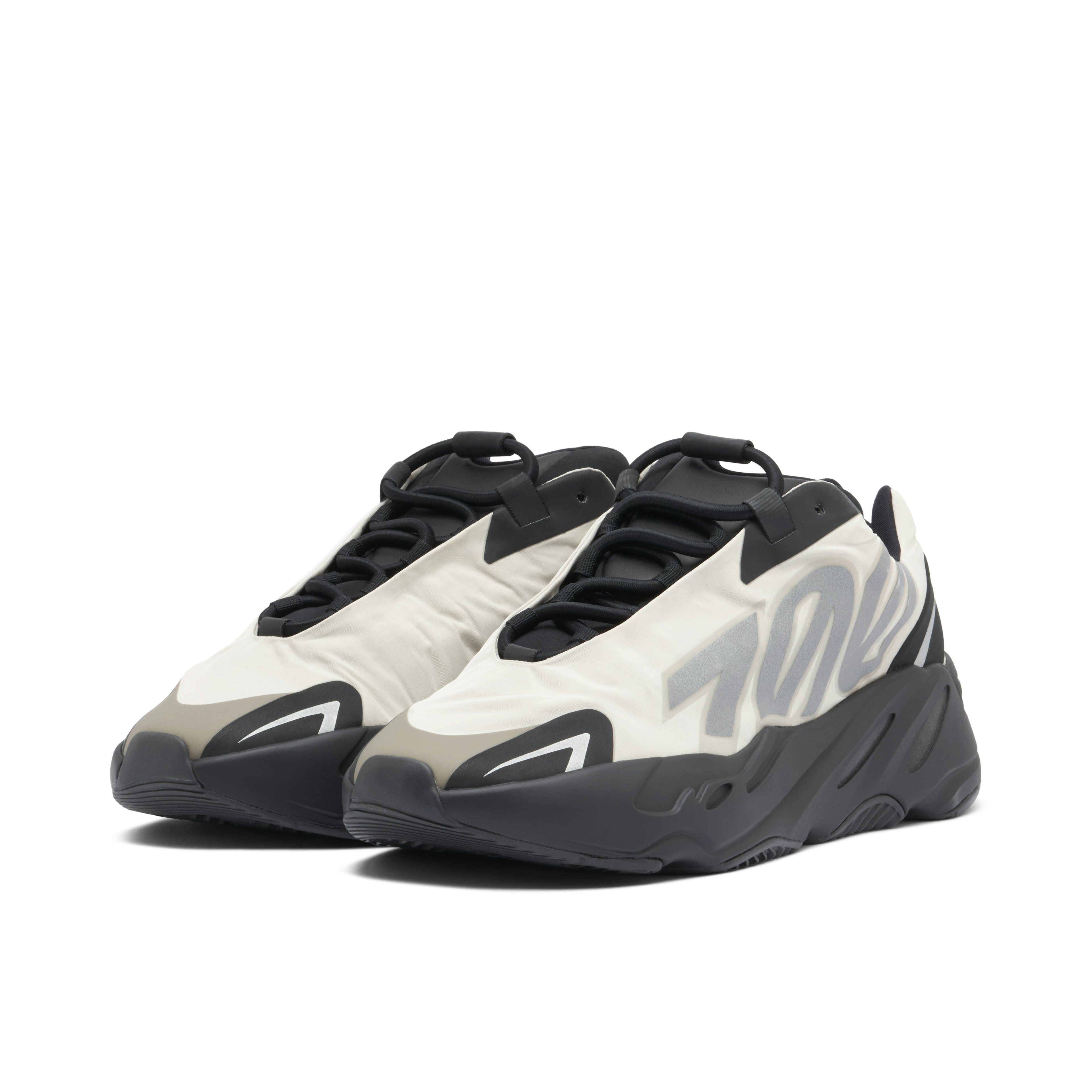 Yeezy 700 MNVN Bone