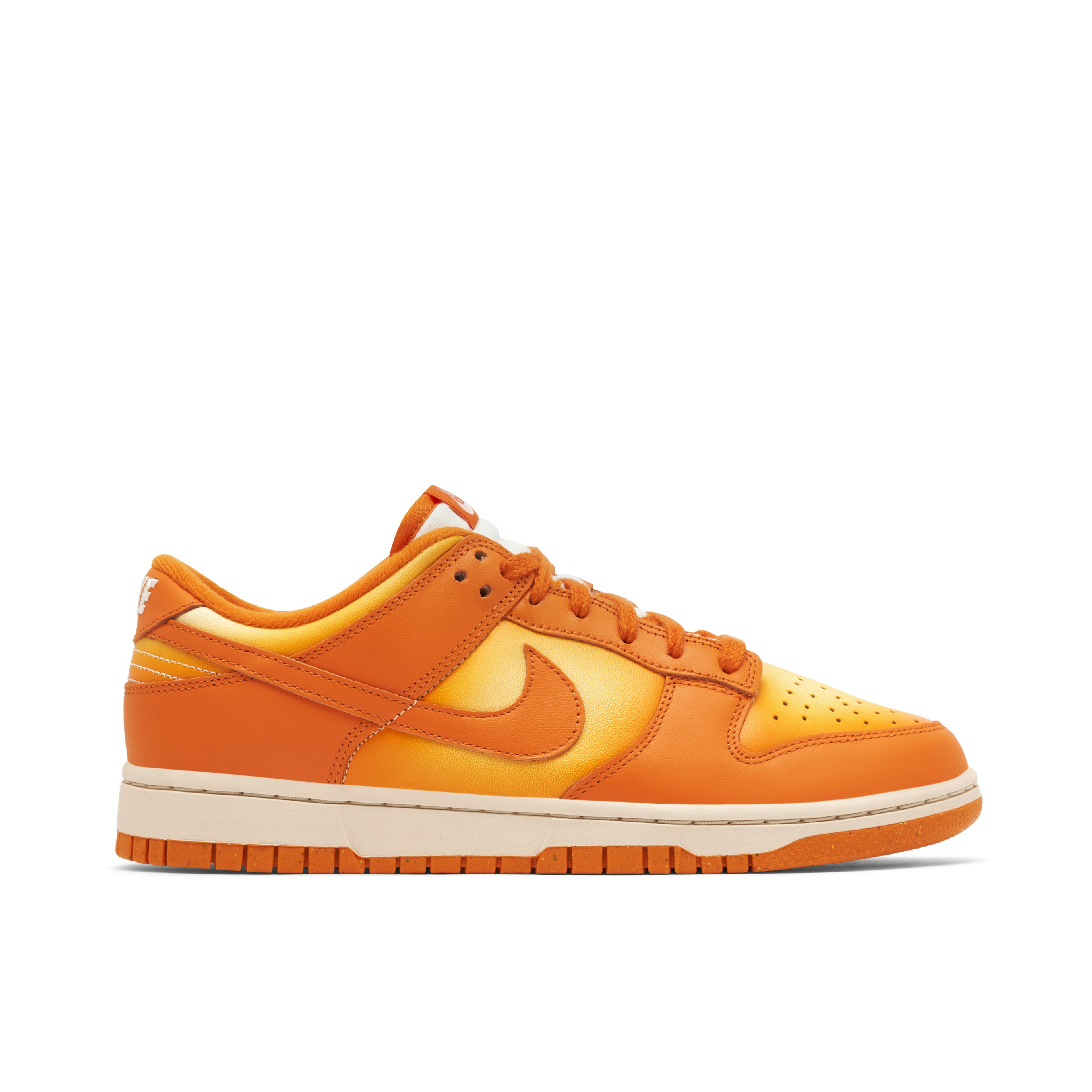 Nike Dunk Low Magma Orange für Damen