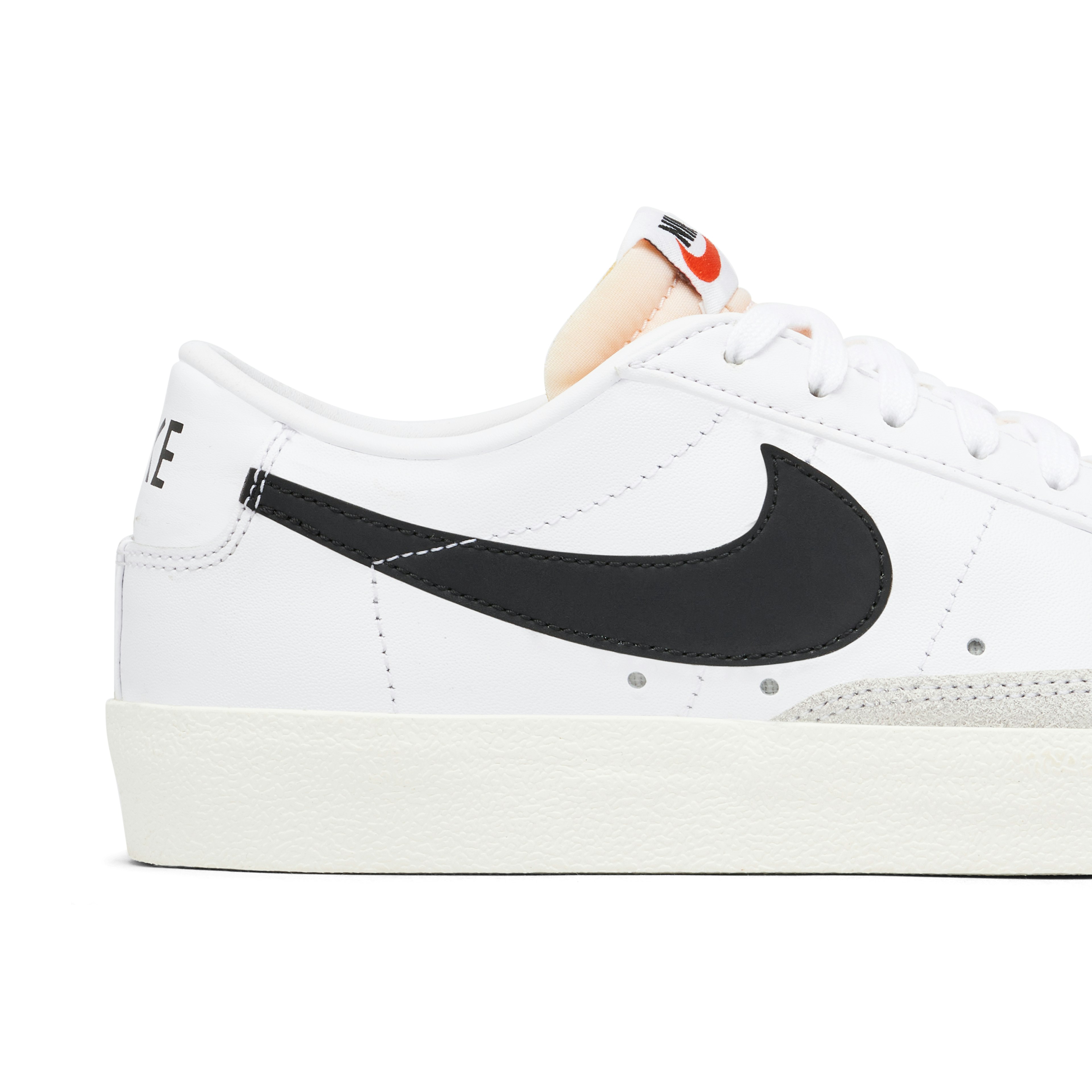 Nike Blazer Low '77 Vintage White Black