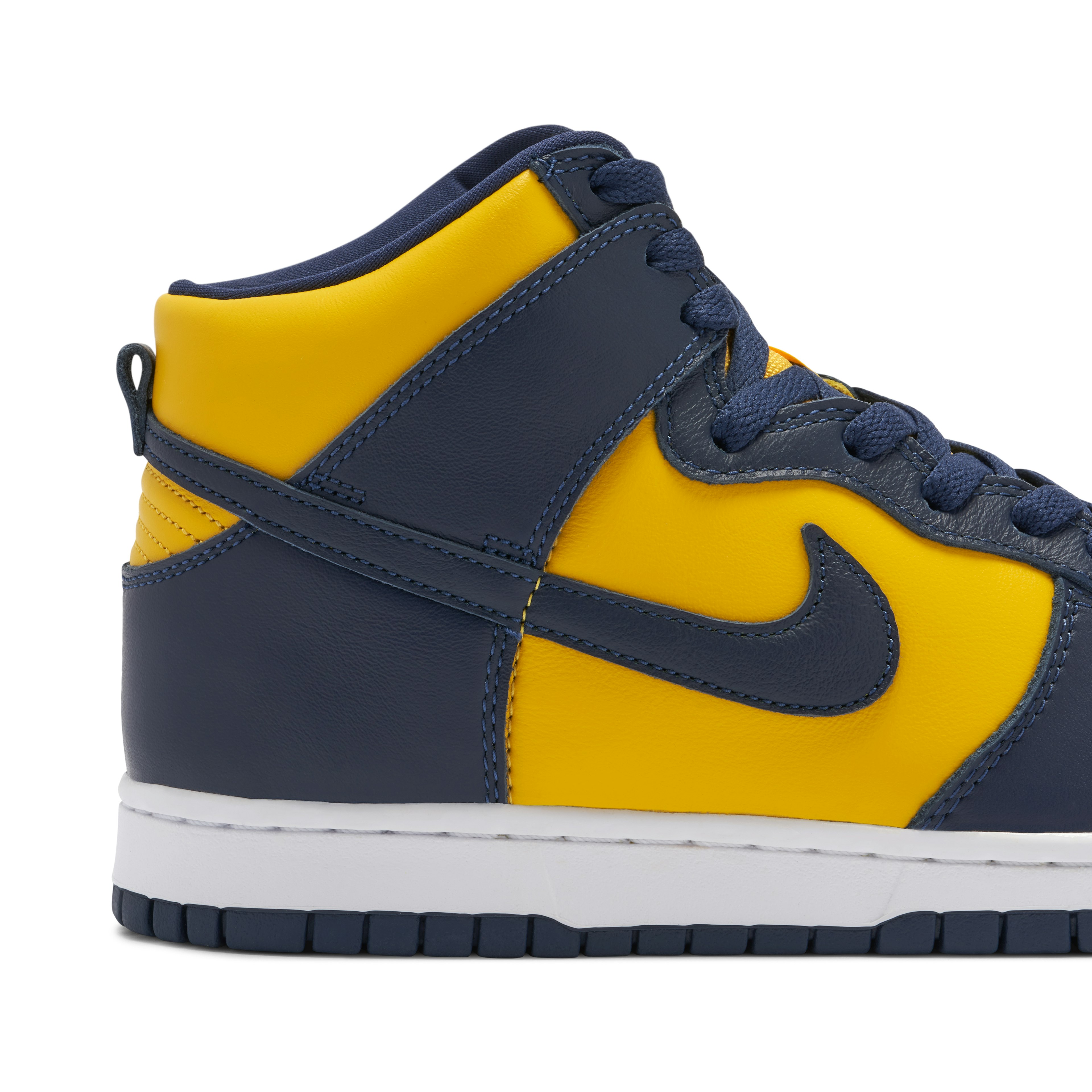 Nike Dunk High Michigan