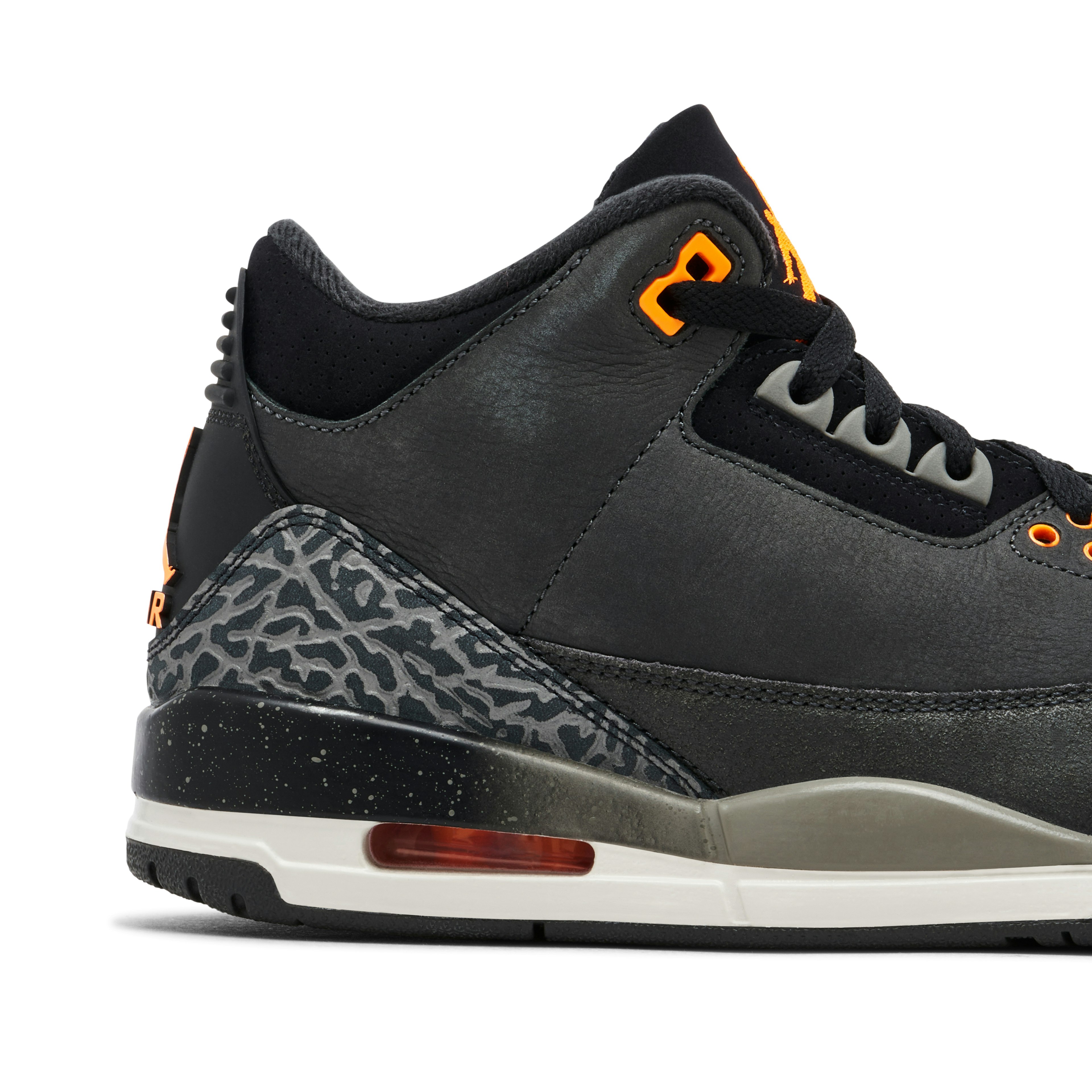 Air Jordan 3 Retro Fear (2023)