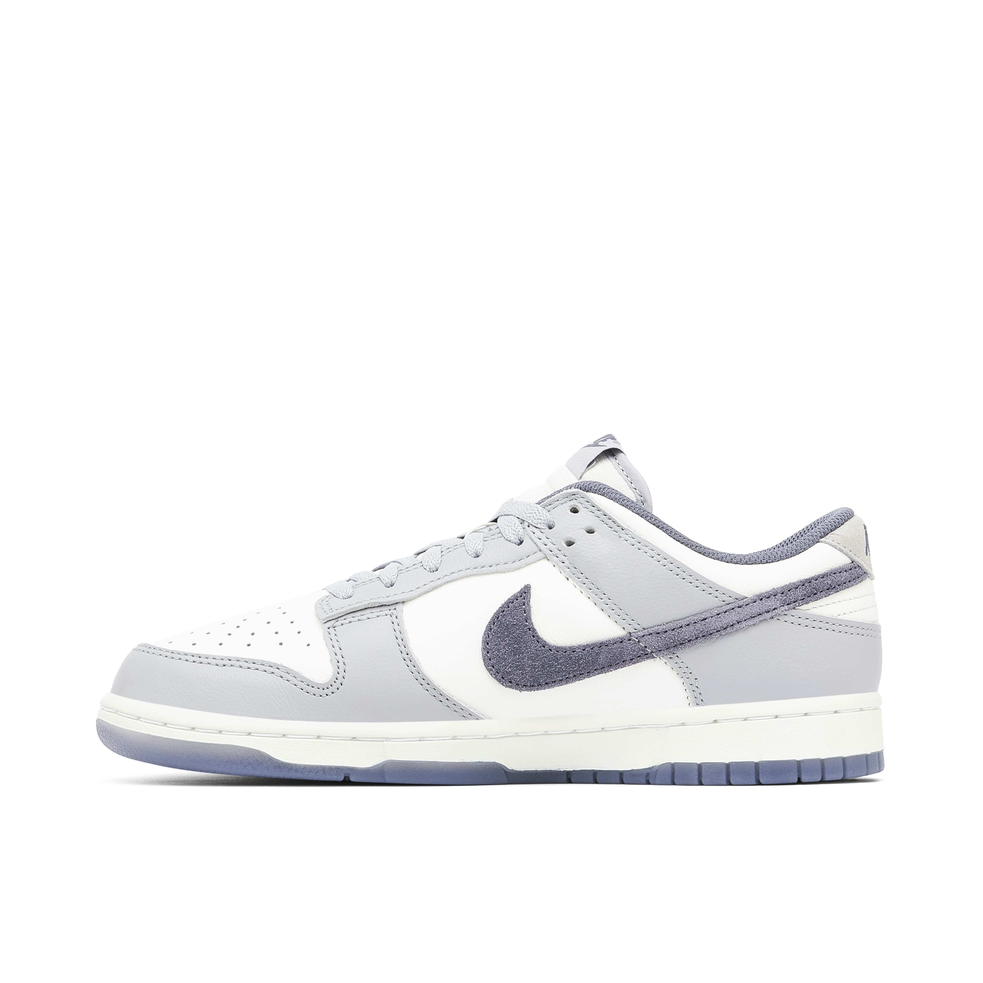 Nike Dunk Low Light Carbon
