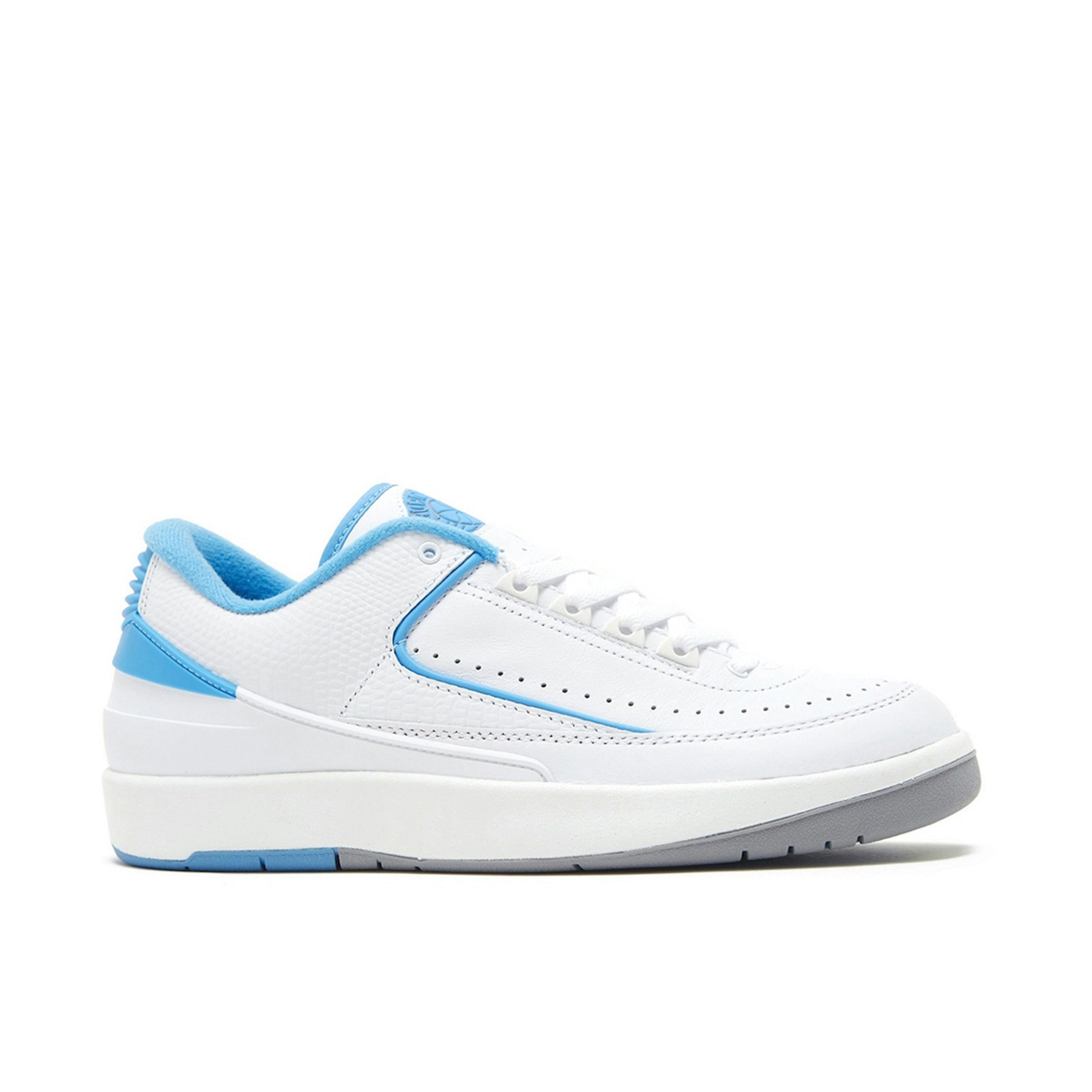 Air Jordan 2 Retro Low UNC