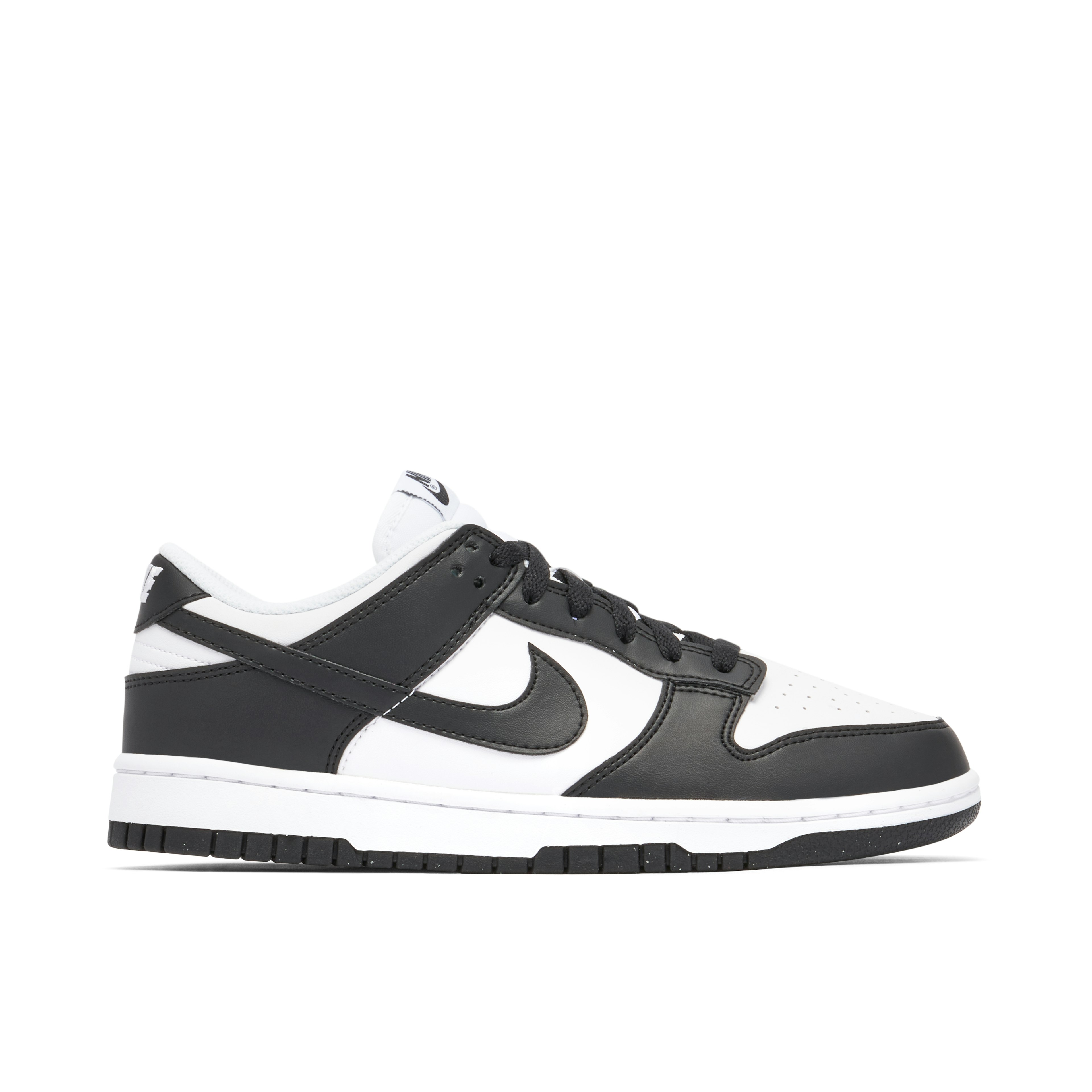 Nike Dunk Low Move to Zero Black White Femme