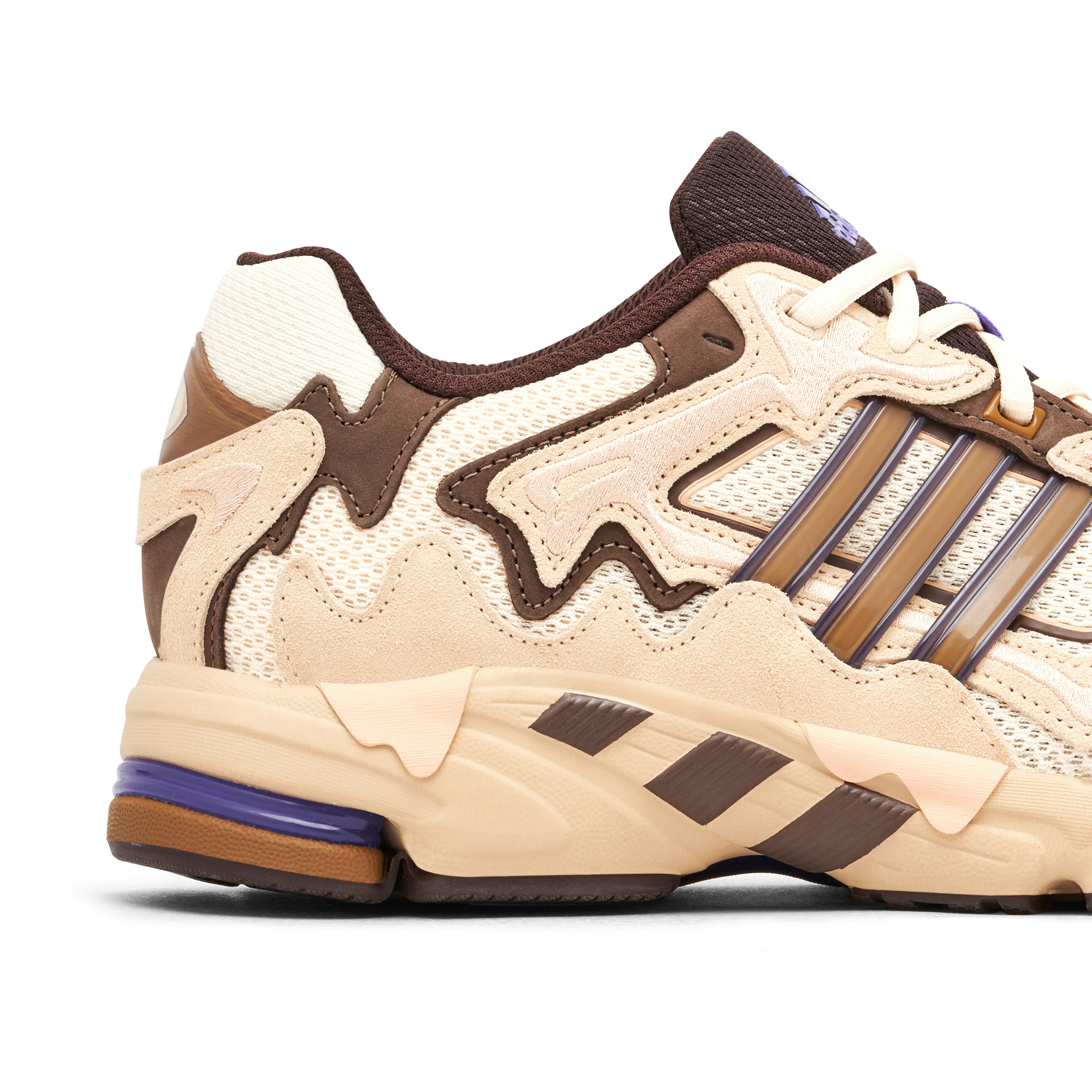 Adidas Response CL x Bad Bunny Paso Fino