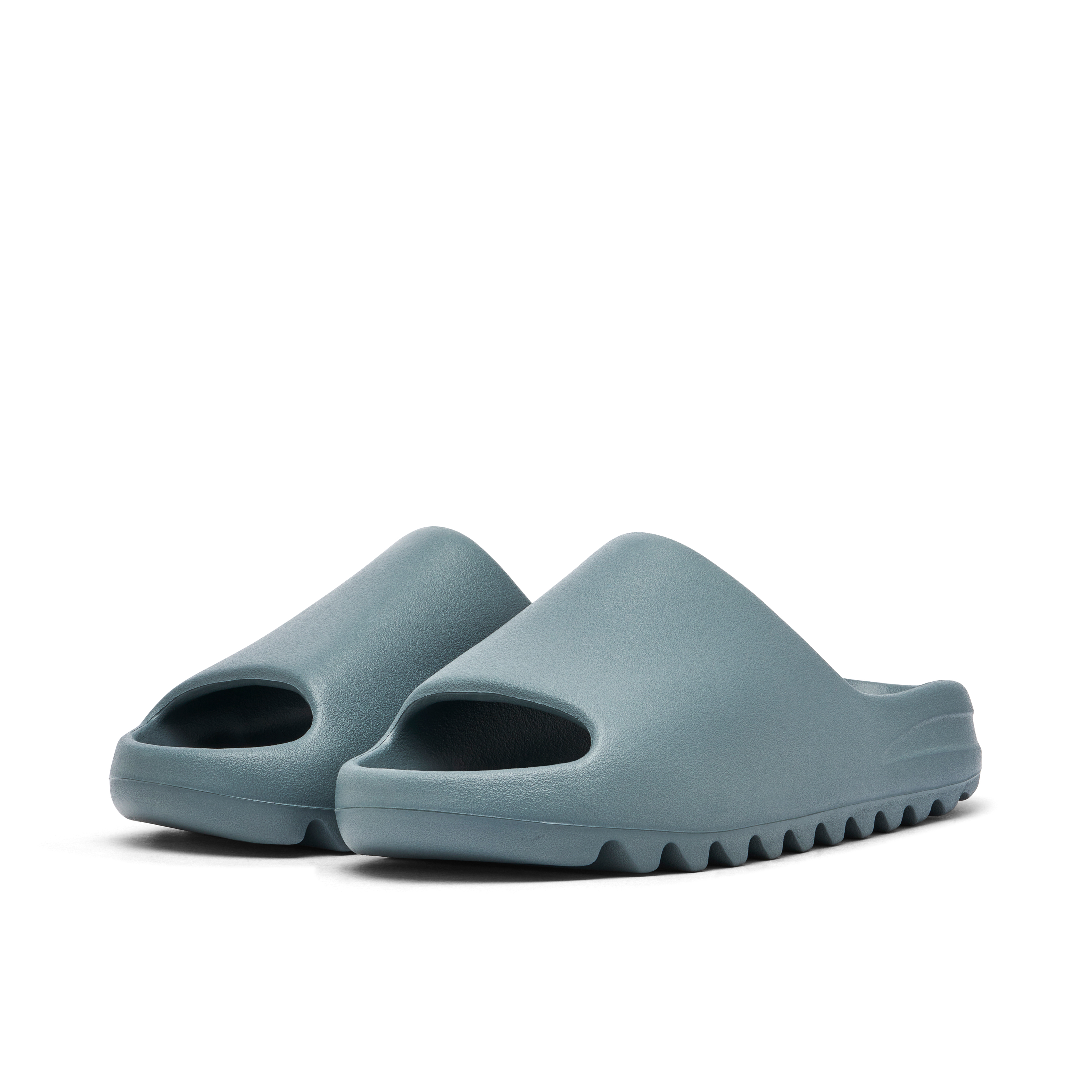 Yeezy slides online