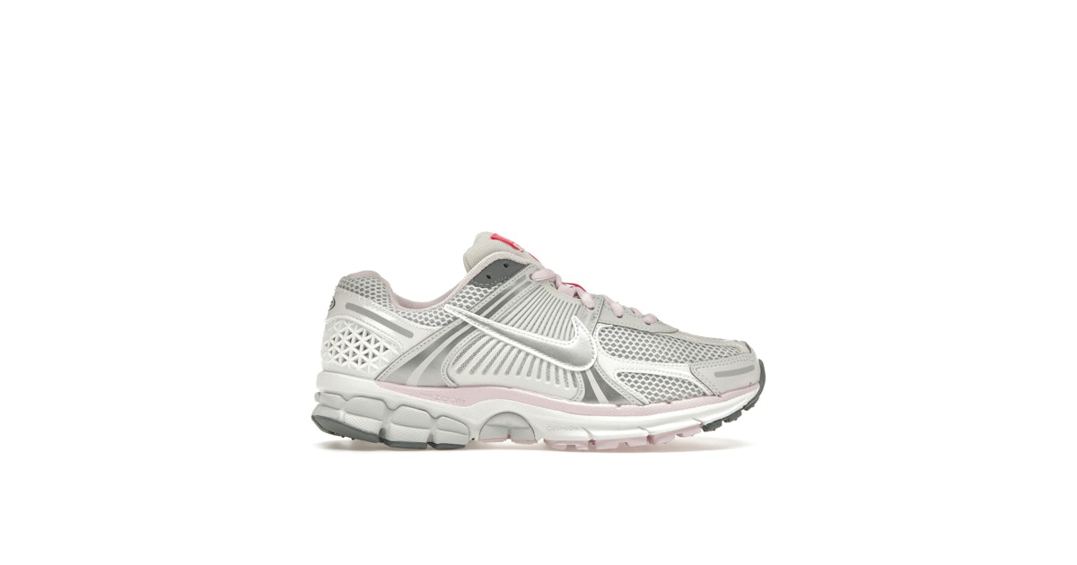 Nike Zoom Vomero 520 White Pink Womens FN3695-001 Laced