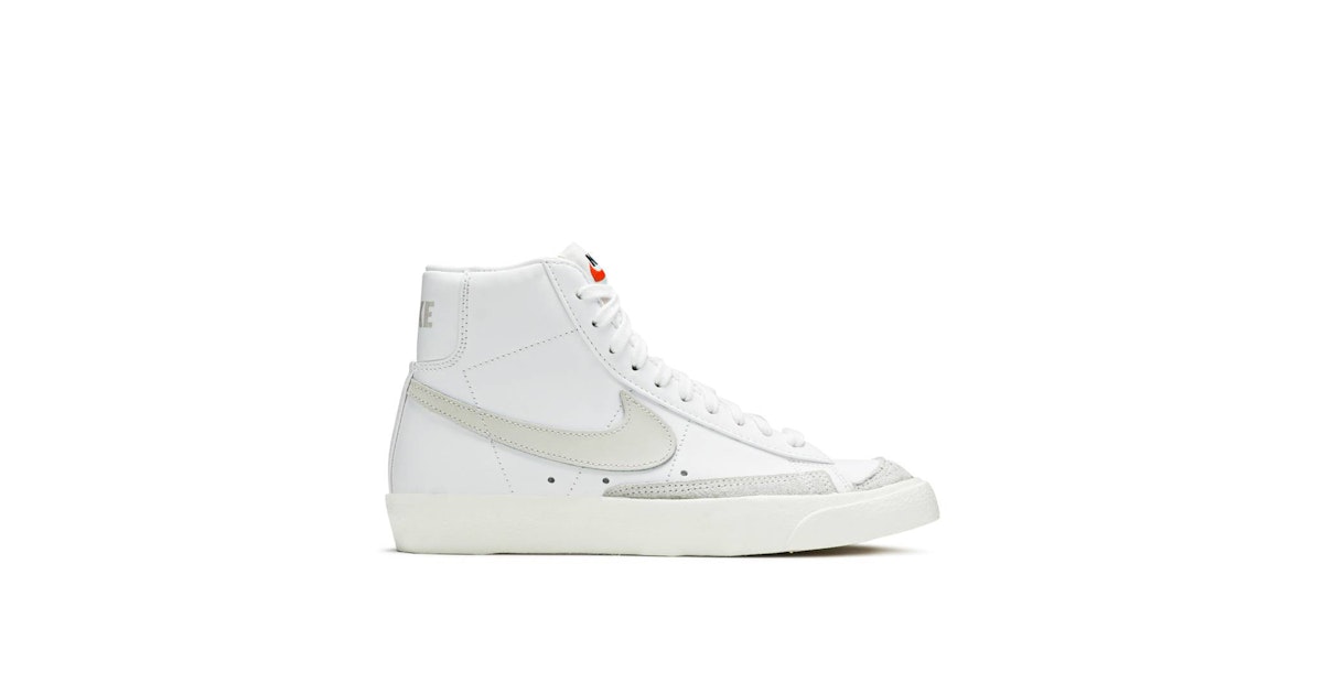 Nike Blazer Mid '77 Vintage Light Bone Womens | CZ1055-106 | Laced