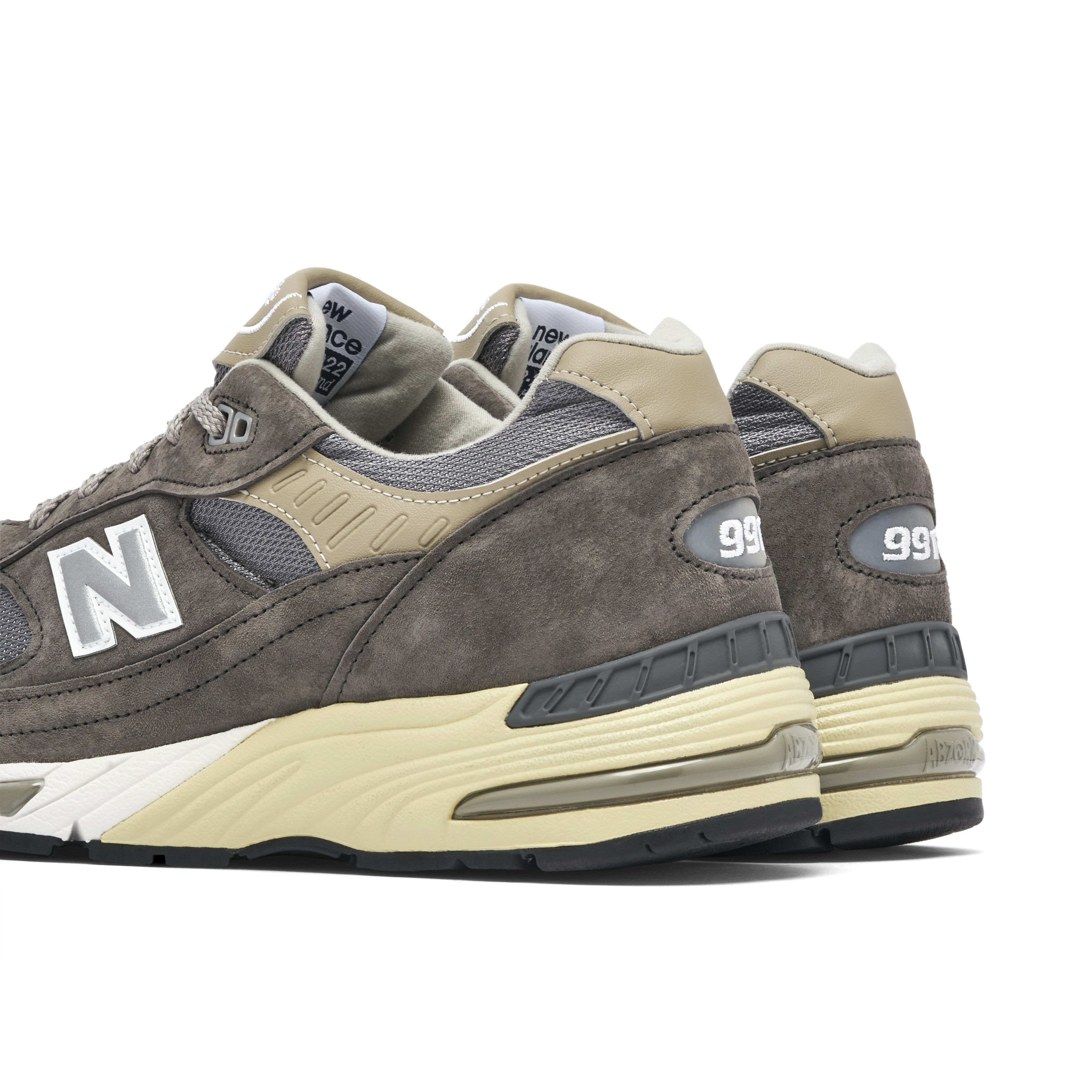 New Balance 991 Made in UK Grey Off White