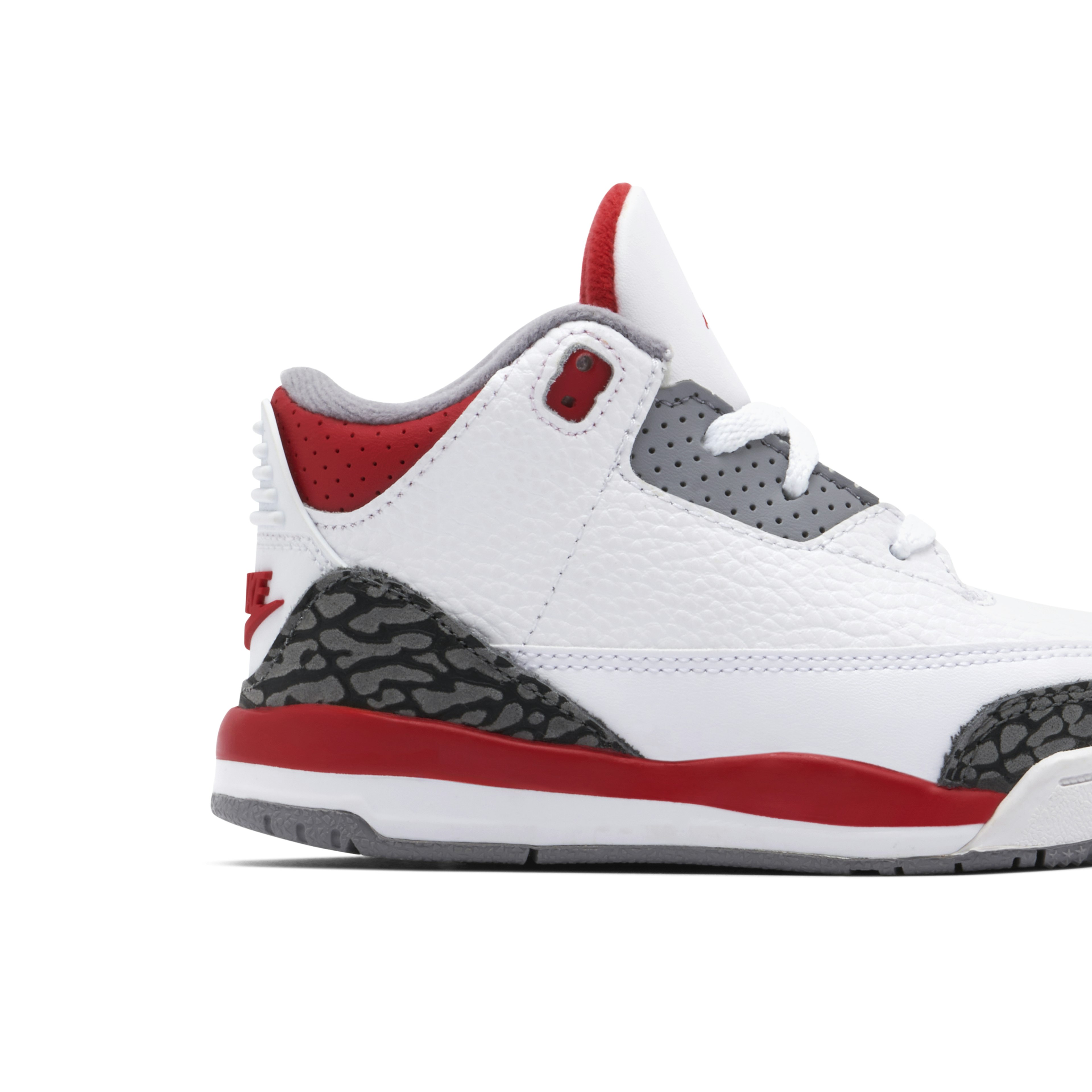 Air Jordan 3 Retro Fire Red TD (2022)