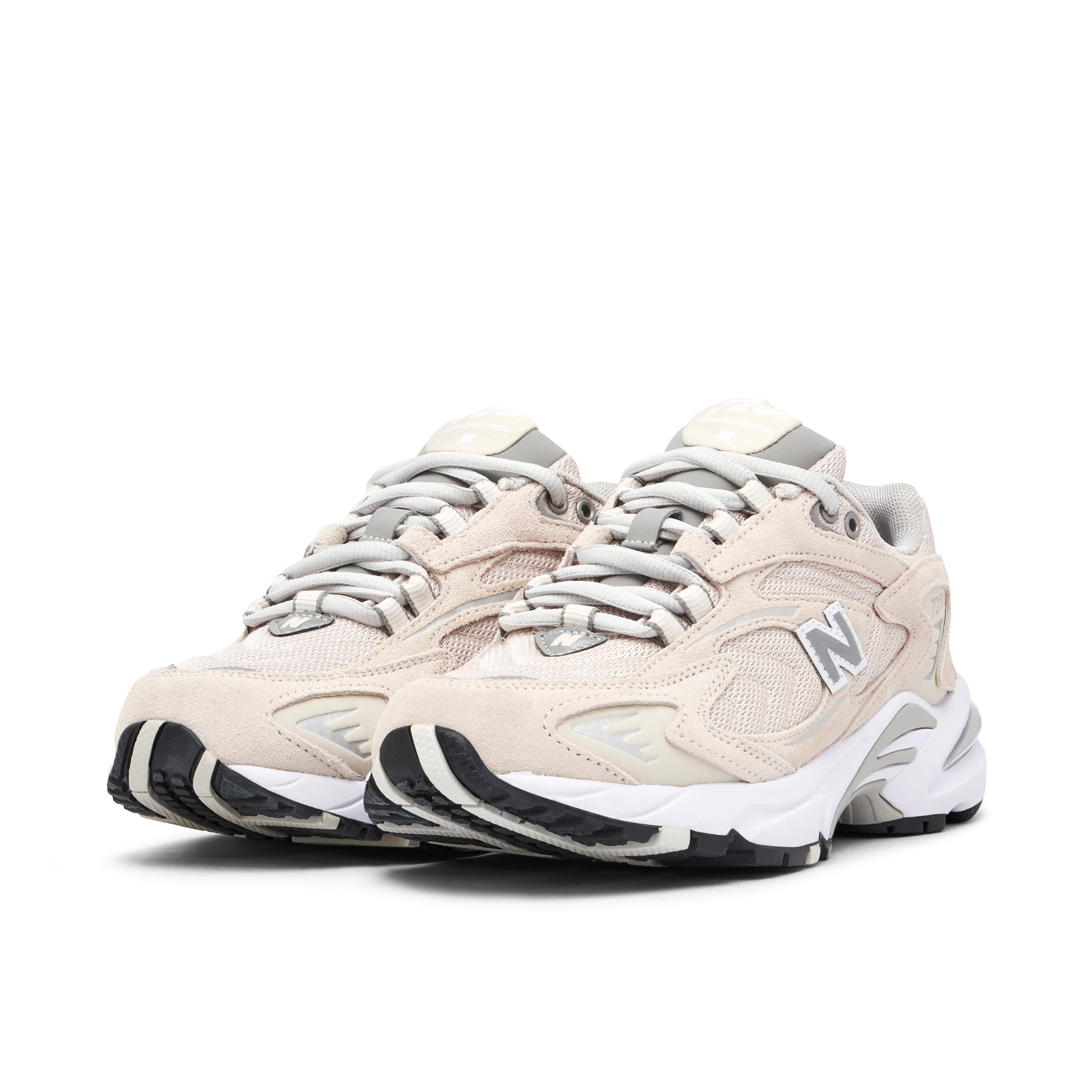 New Balance 725 Beige