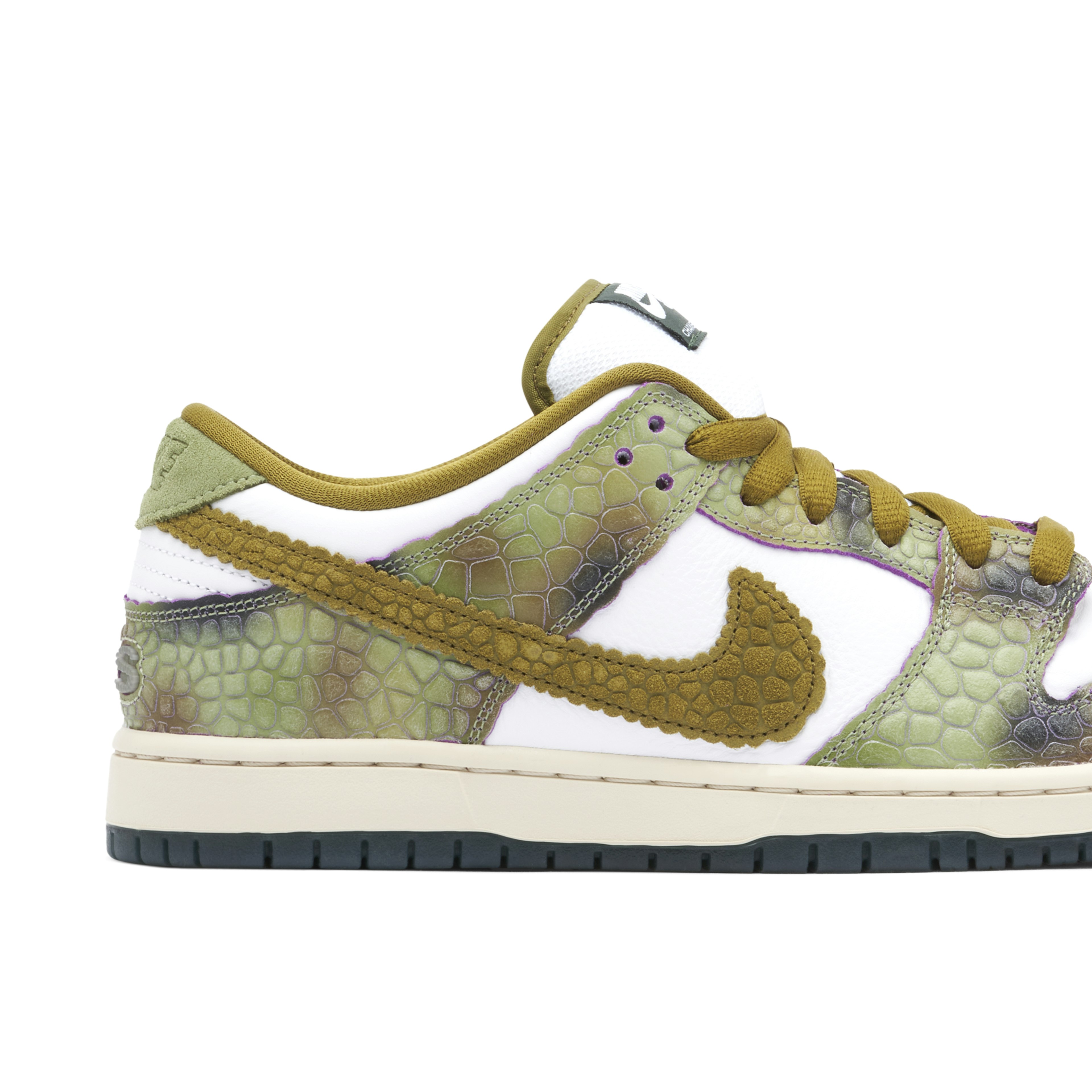 Nike SB Dunk Low Alexis Sablone Chameleon
