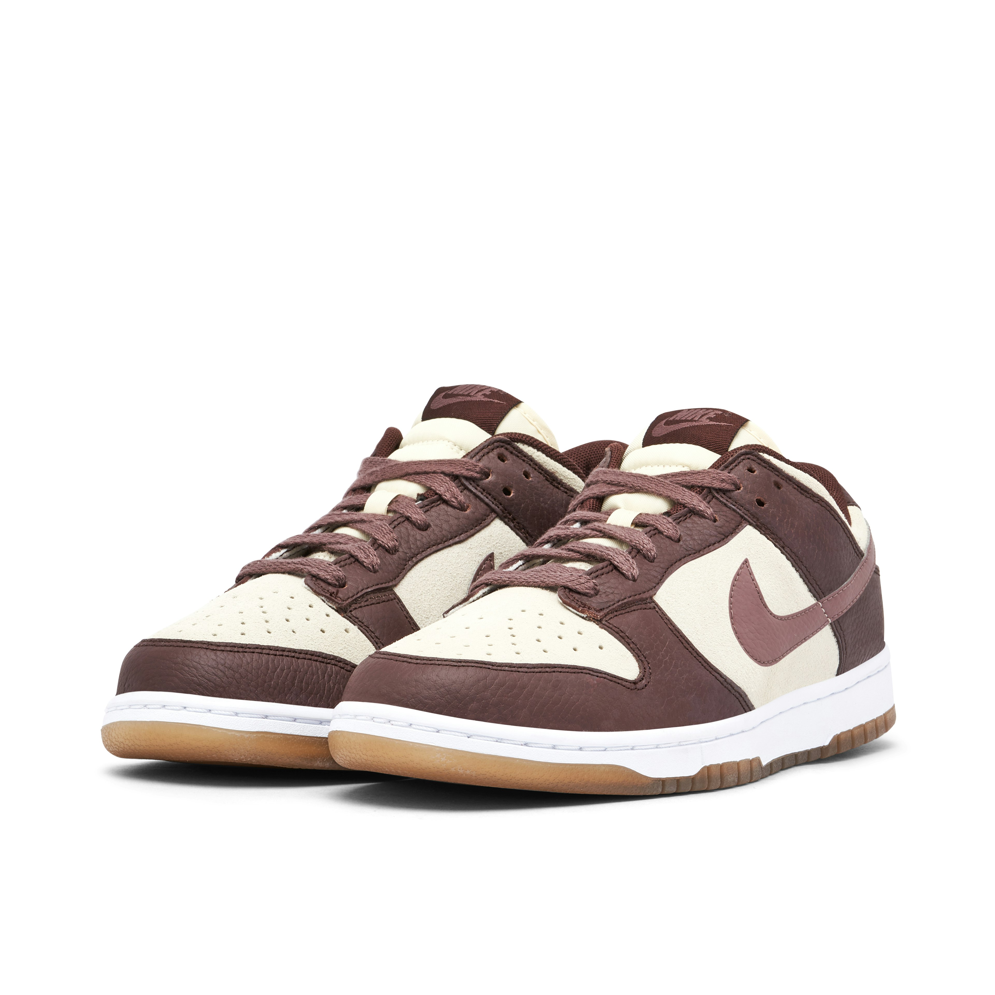 Nike Dunk Low Plum Eclipse