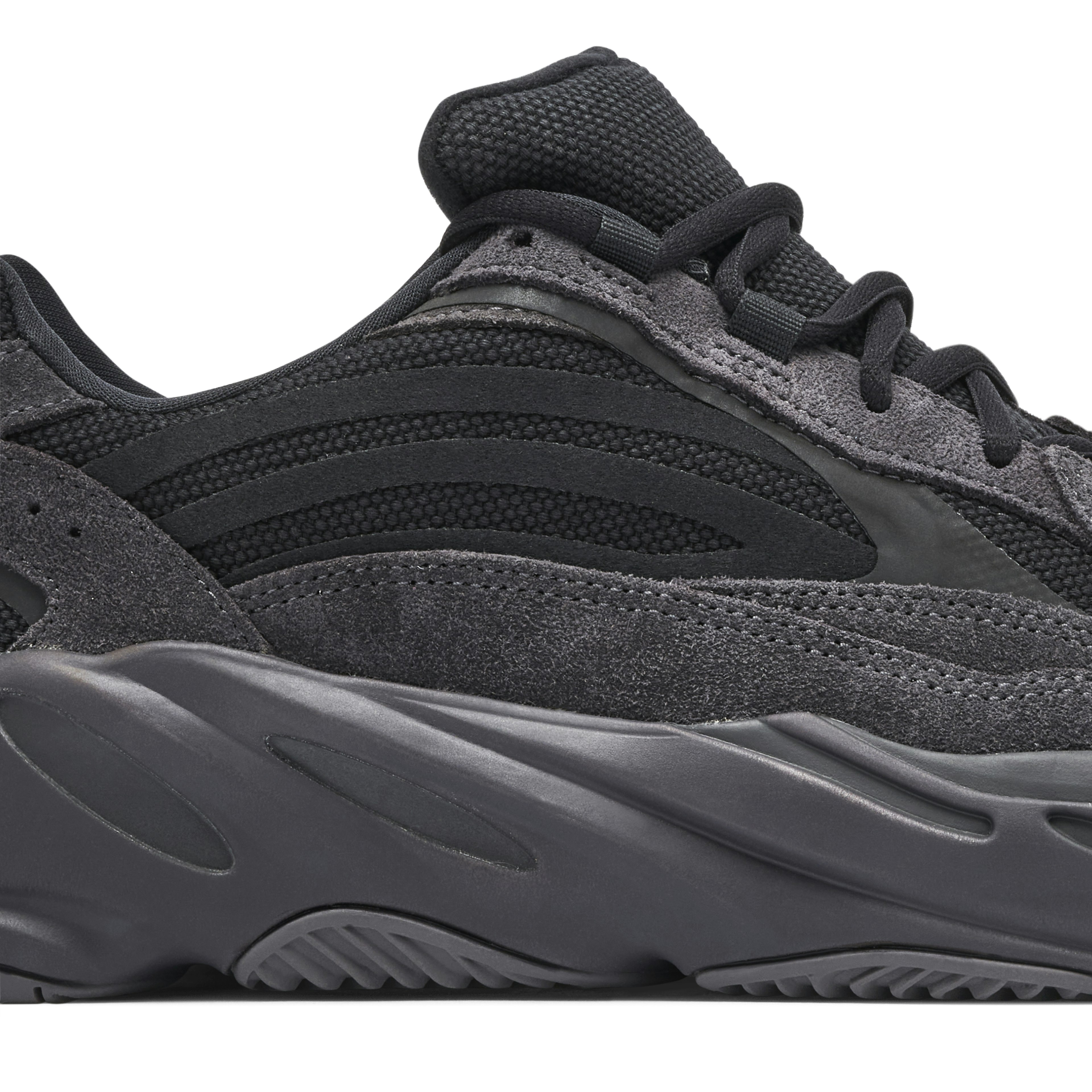 Yeezy 700 Vanta V2 Boost