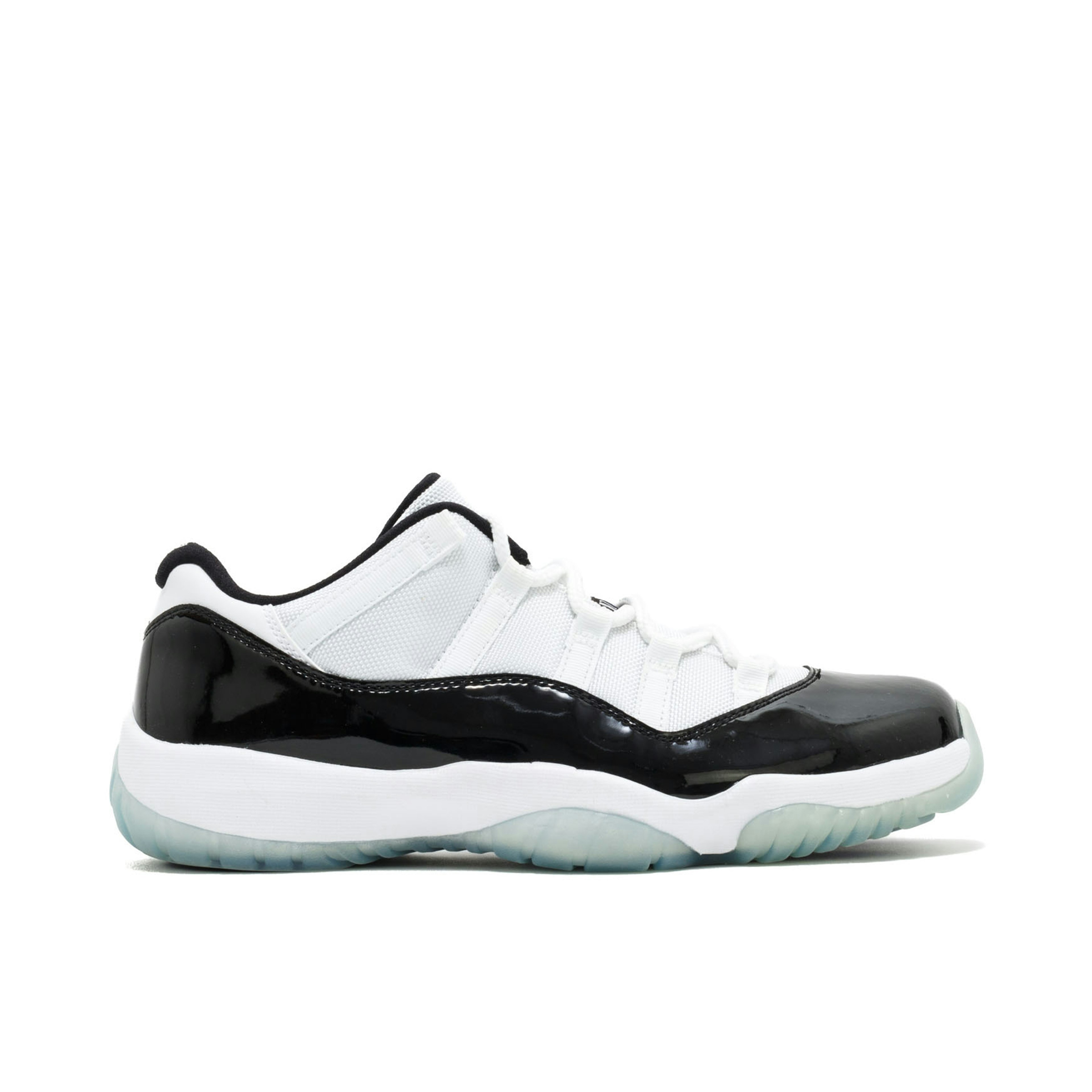 Air Jordan 11 Retro Low Concord