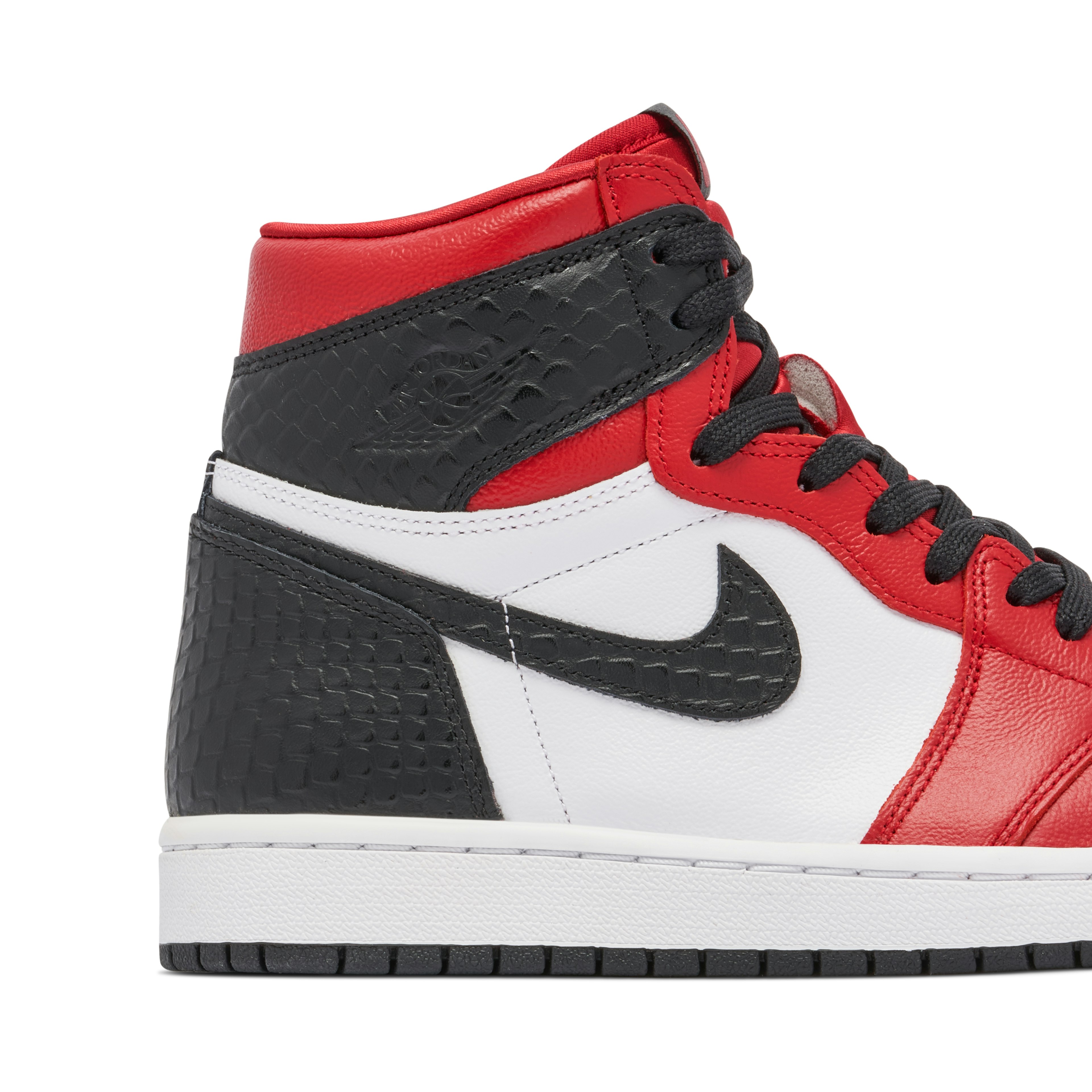 Air Jordan 1 Retro High Satin Snake Chicago Womens