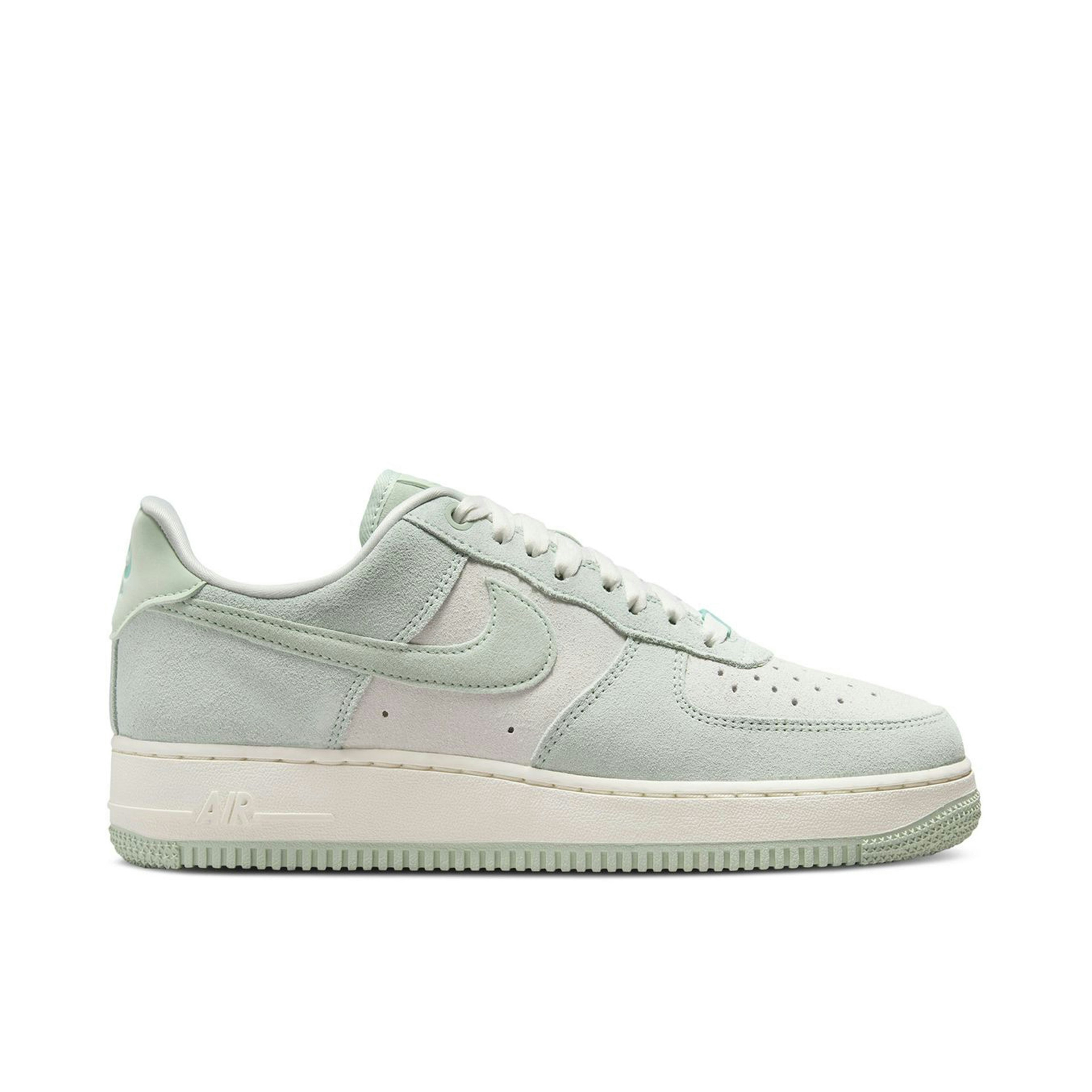 Nike Air Force 1 Low '07 SE Spruce Aura Pistachio Frost Womens