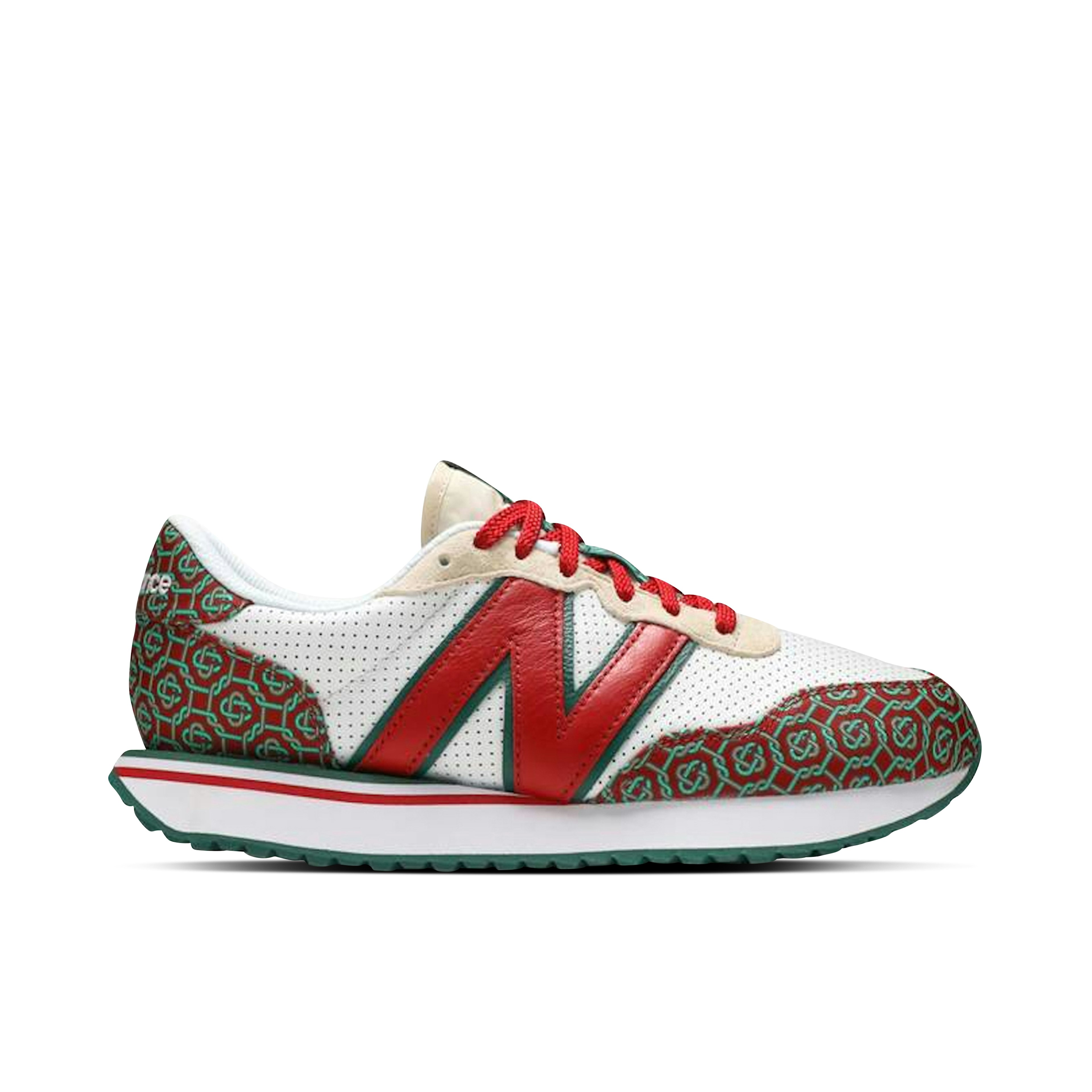 New Balance Damen Fresh Foam X More v4 in Blau Red Monogram