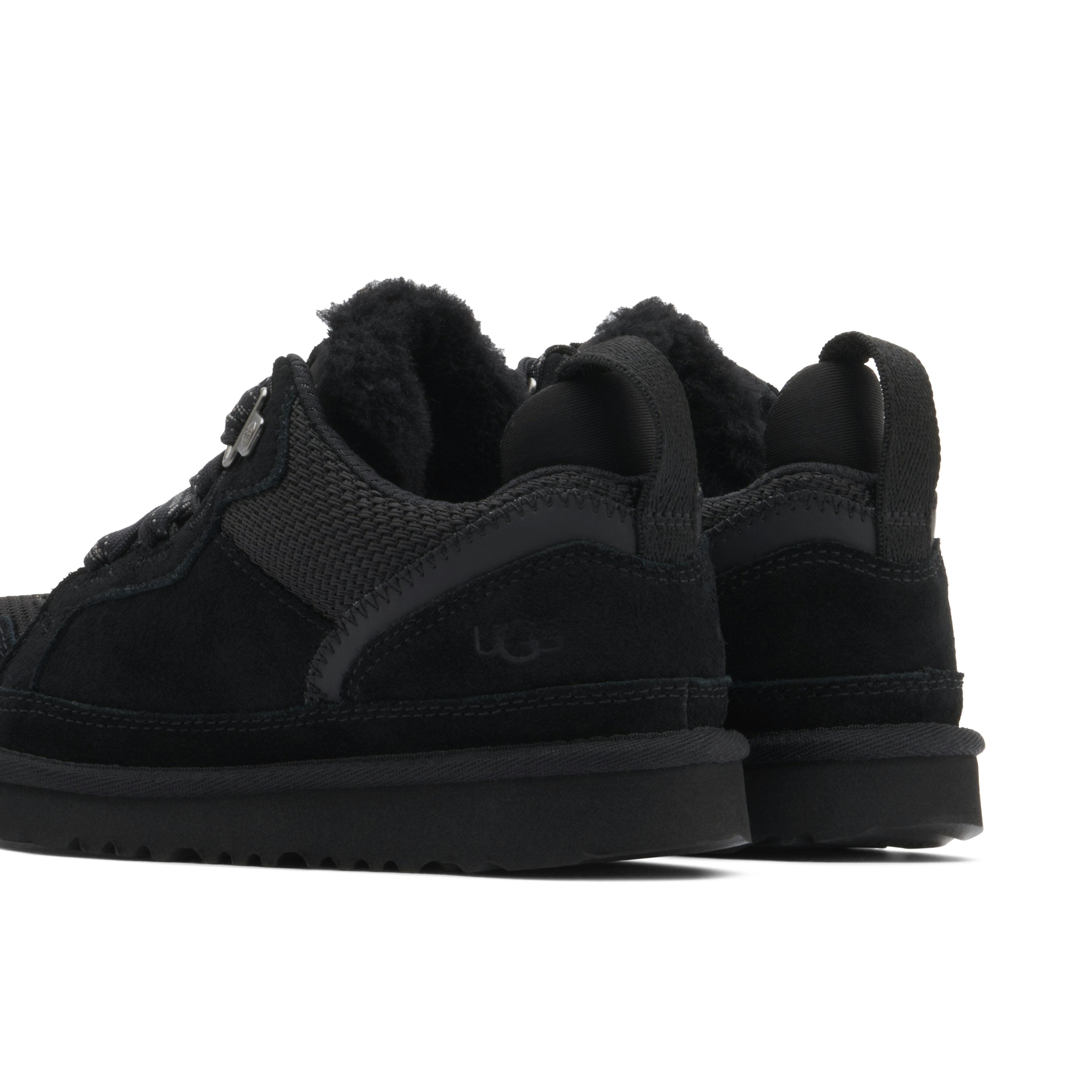 UGG LOWMEL BLACK KIDS