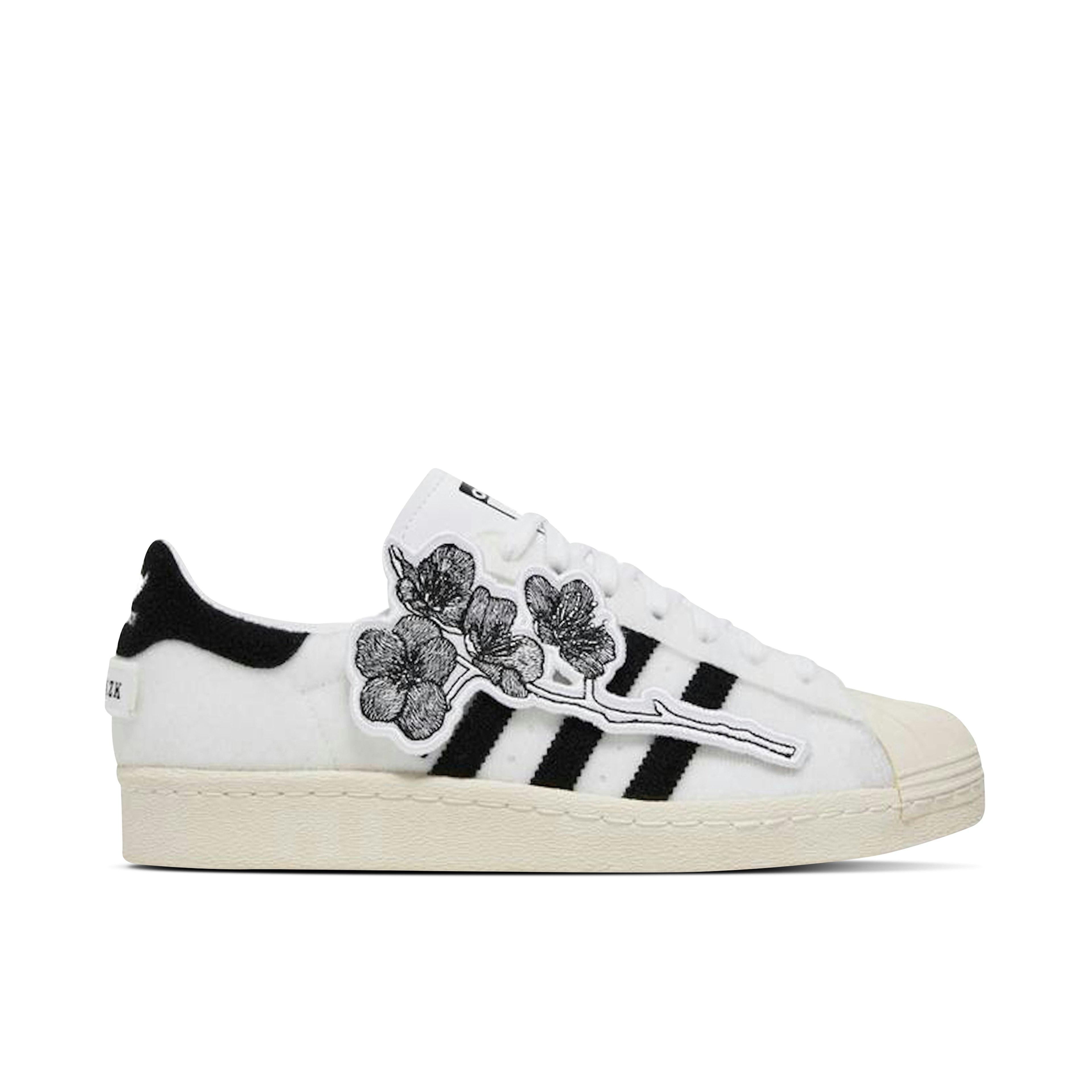 adidas slip Superstar x SNS Kinenbi