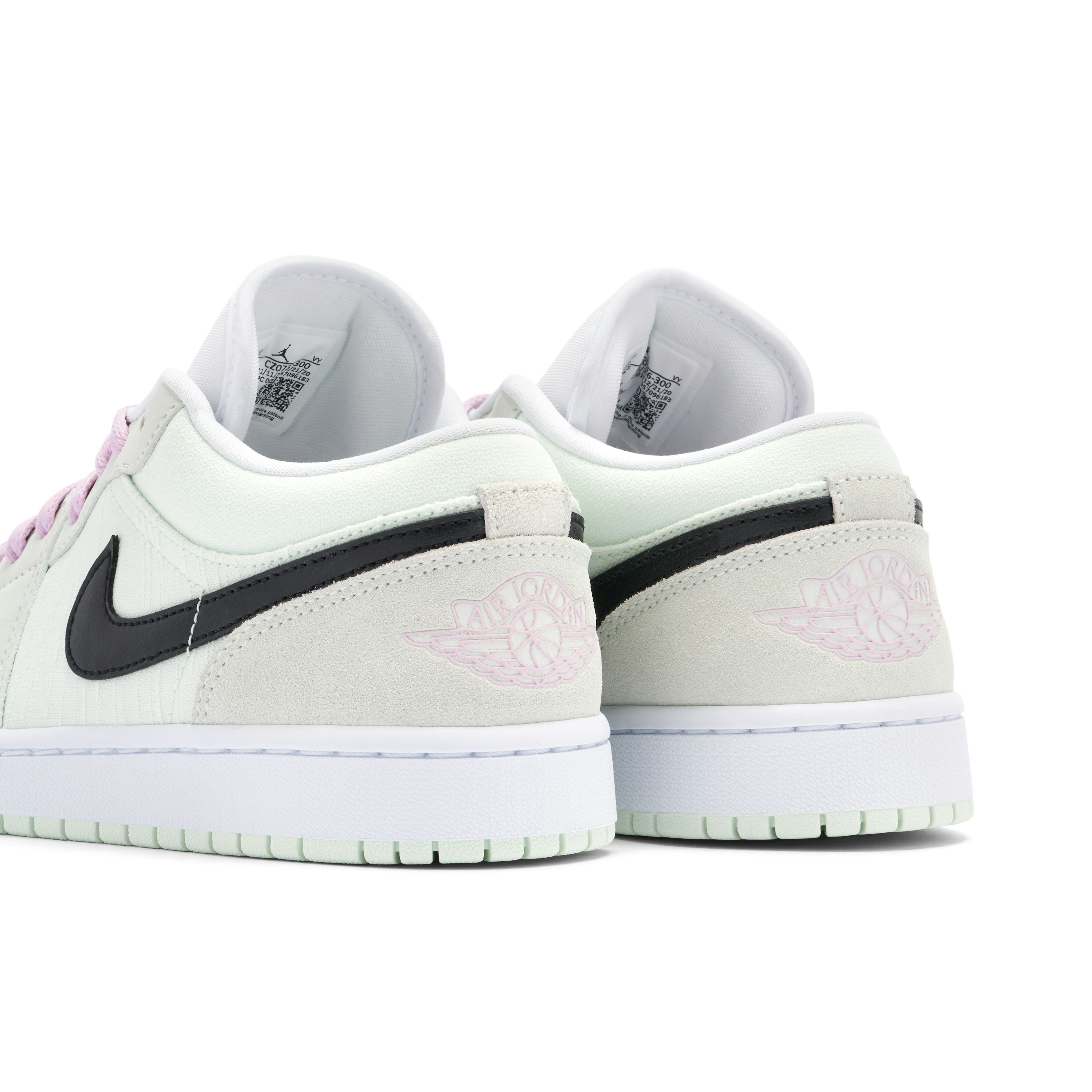 Air Jordan 1 Low SE Barely Green Femme