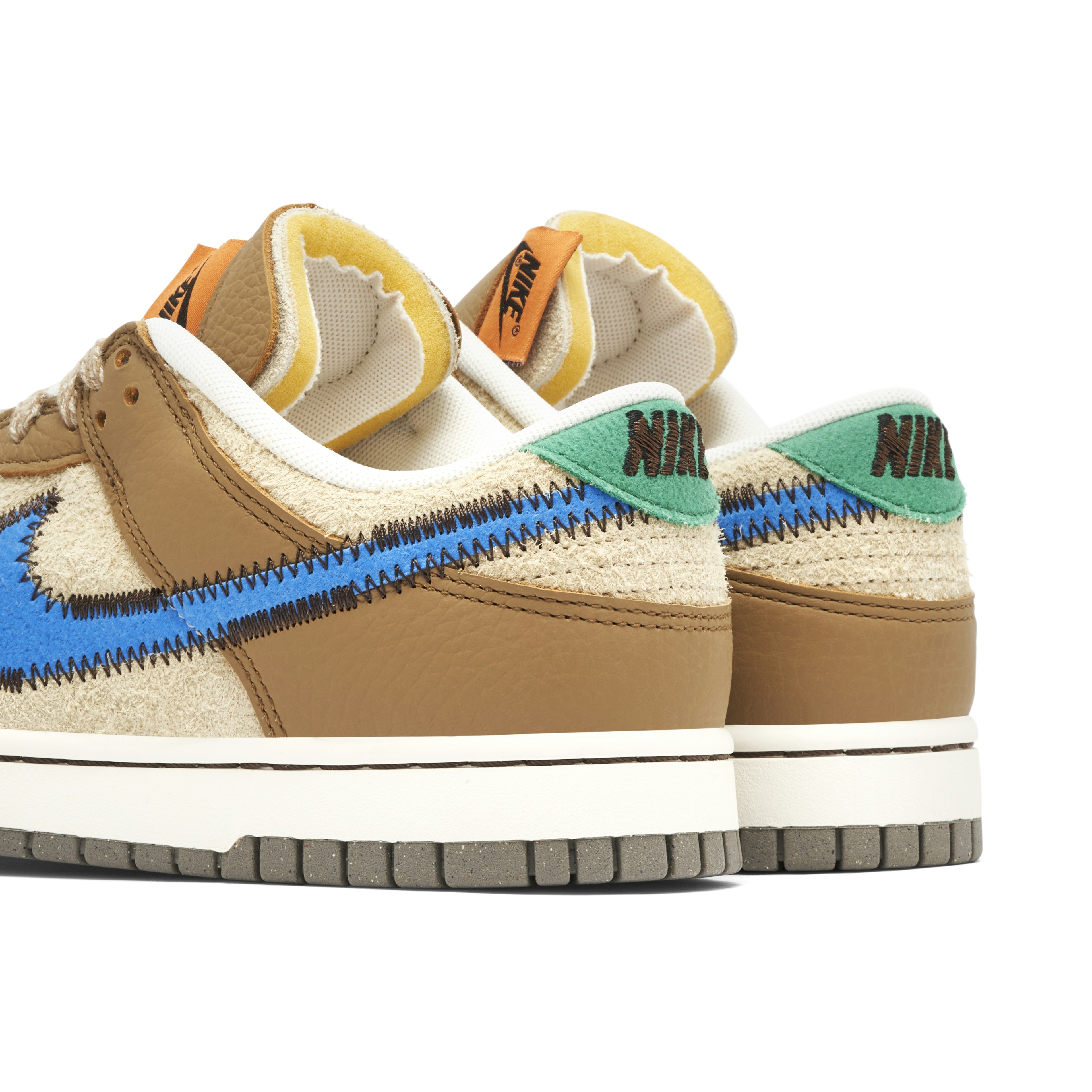 Size? x Nike Dunk Low