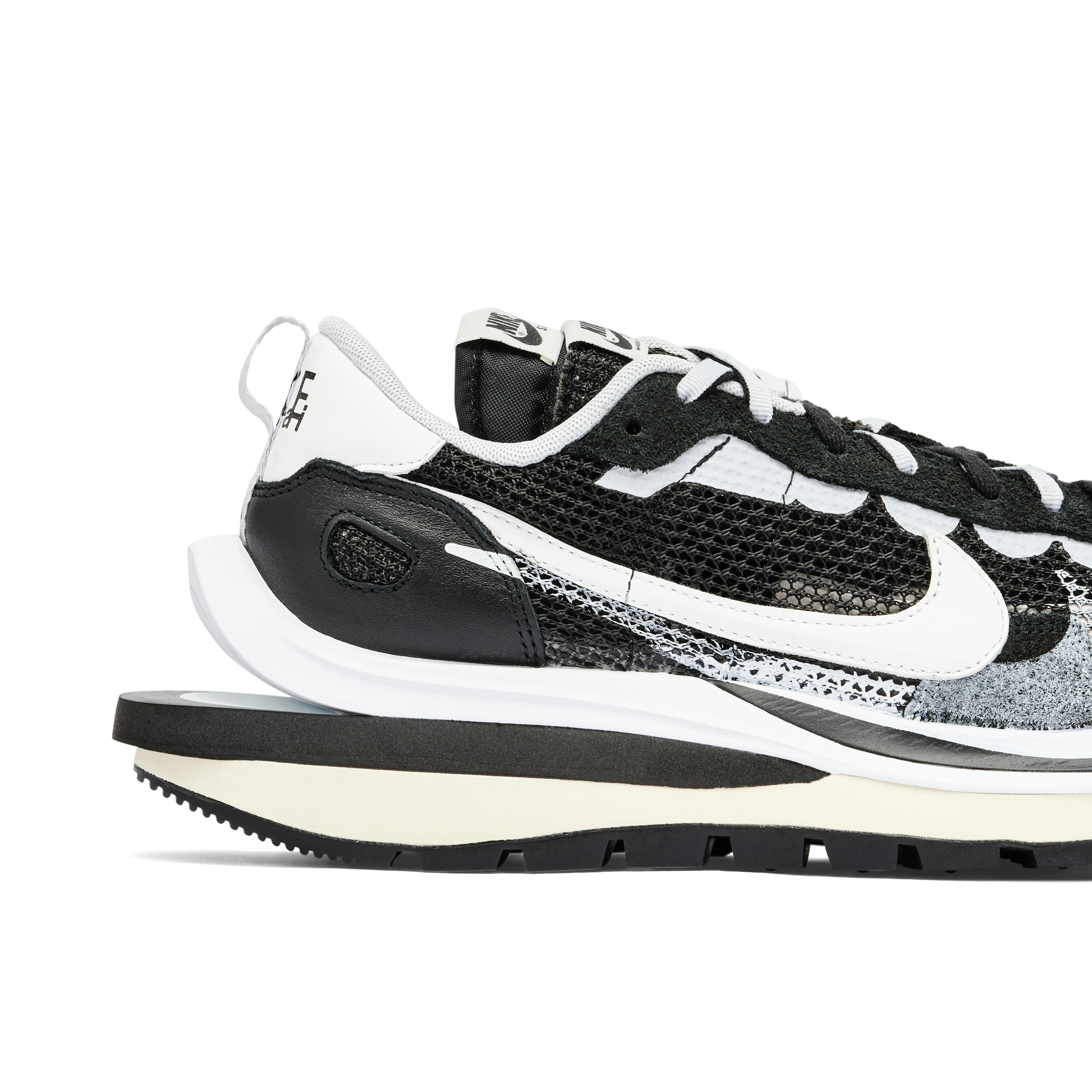 Sacai x Nike Vaporwaffle Black White
