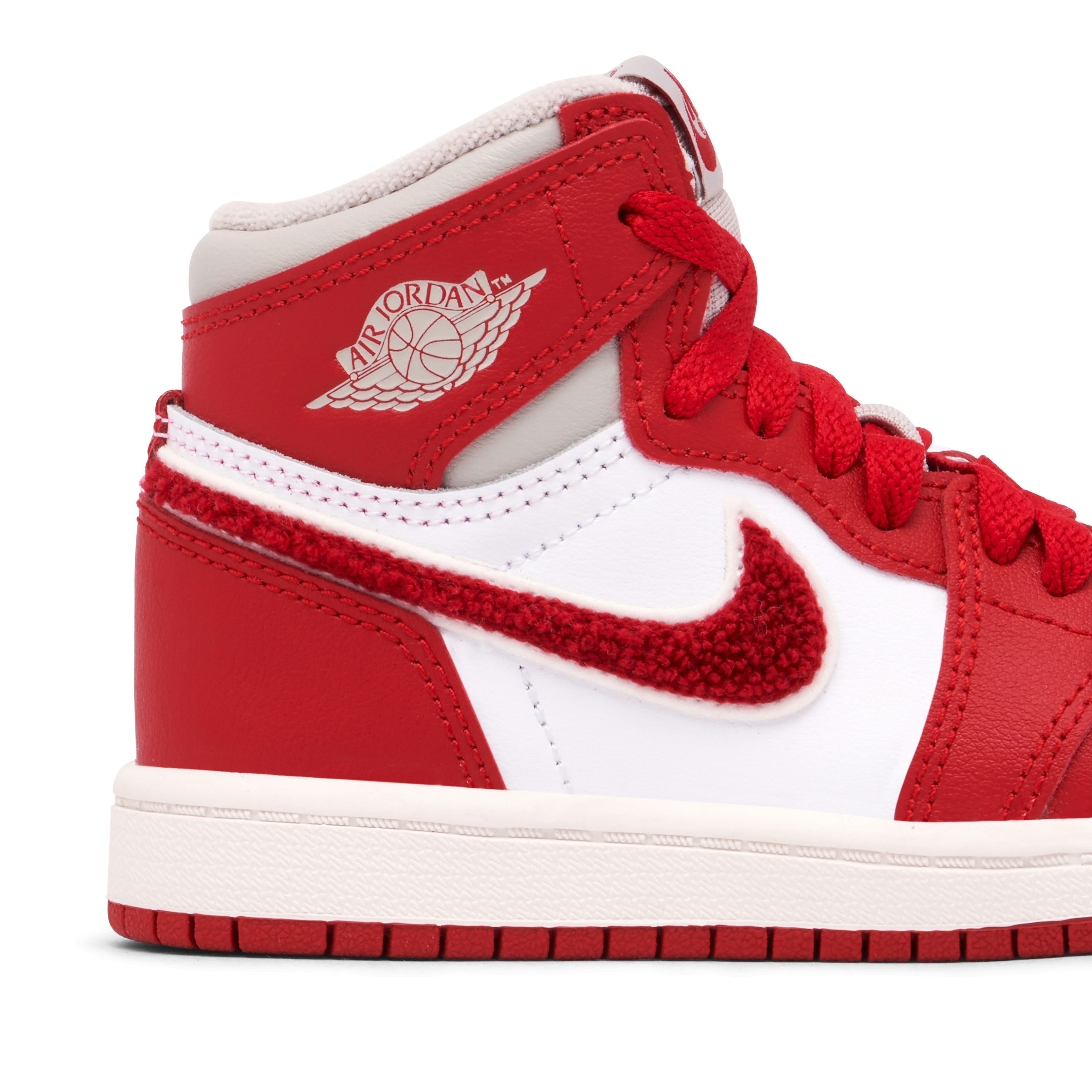 Air Jordan 1 High OG Varsity Red PS