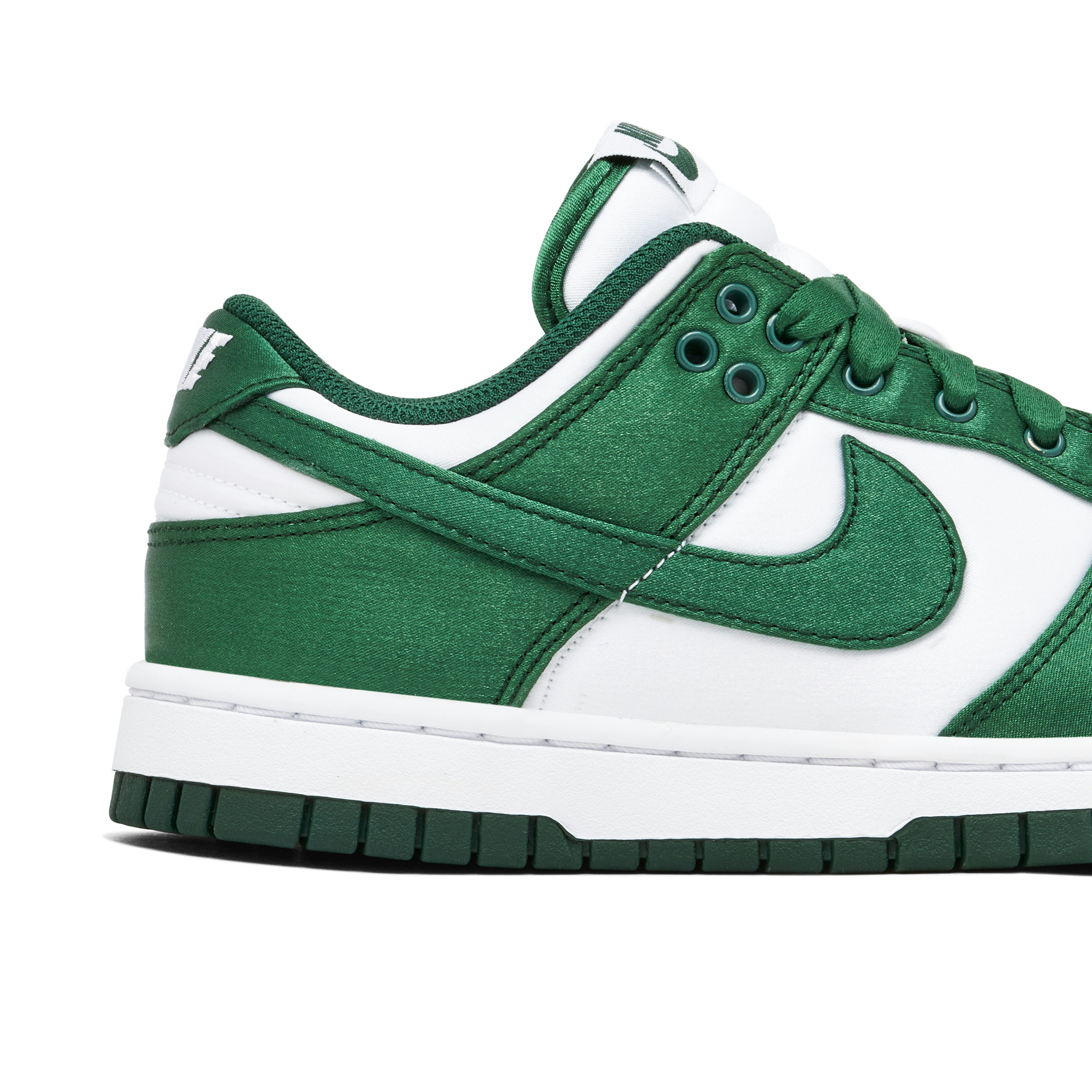 Nike Dunk Low Satin Green für Damen