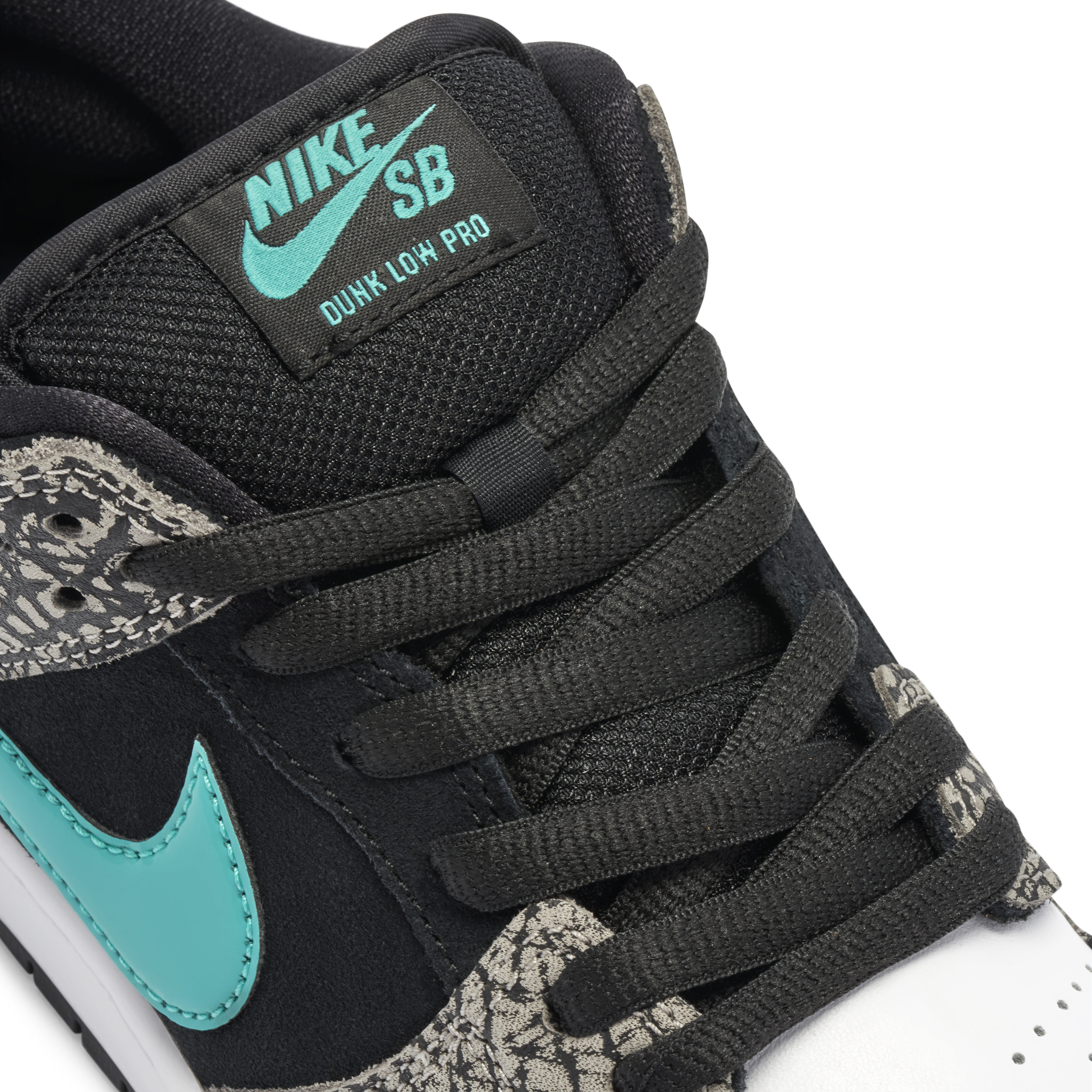 Nike SB Dunk Low Premium atmos Elephant