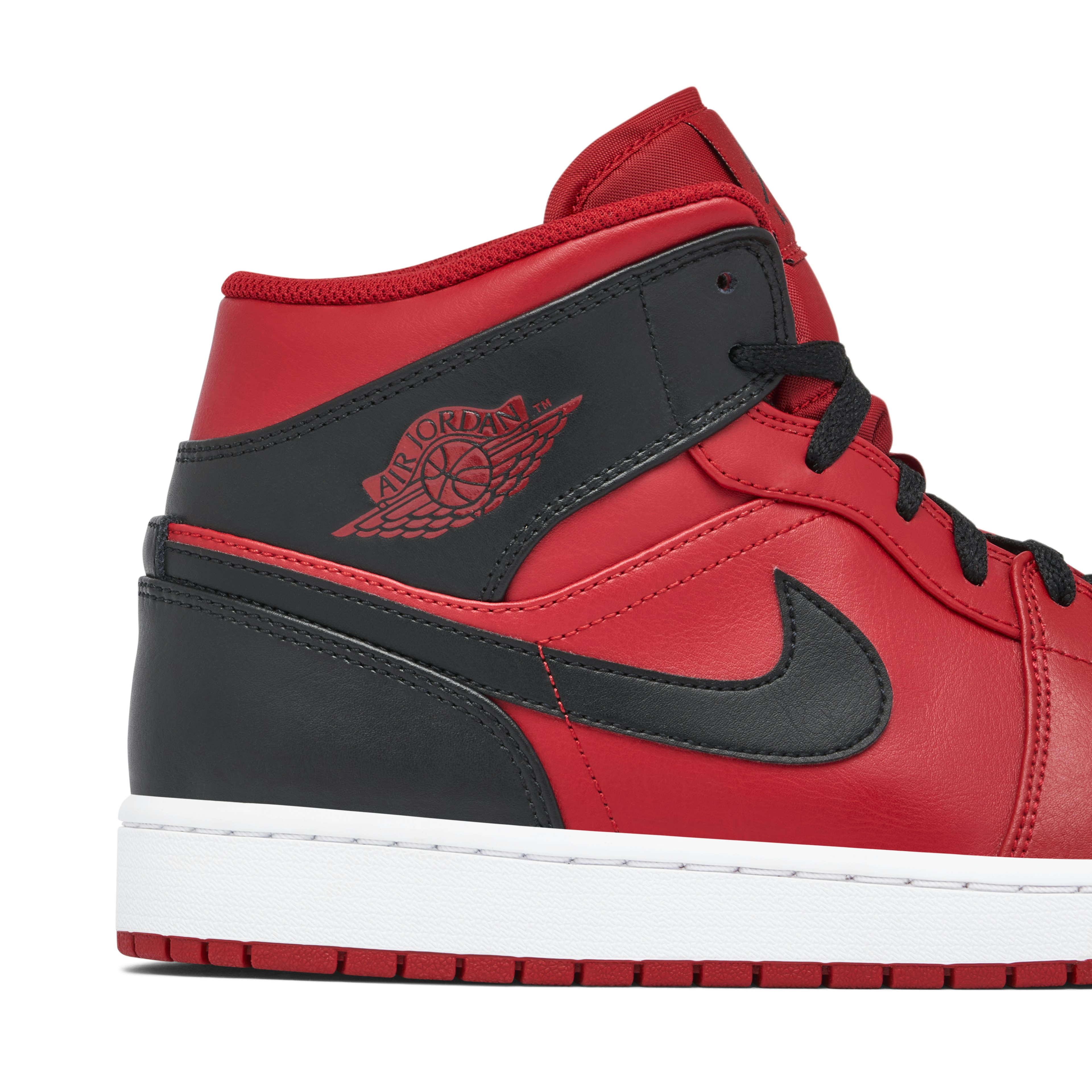 Air Jordan 1 Mid Reverse Bred 2022