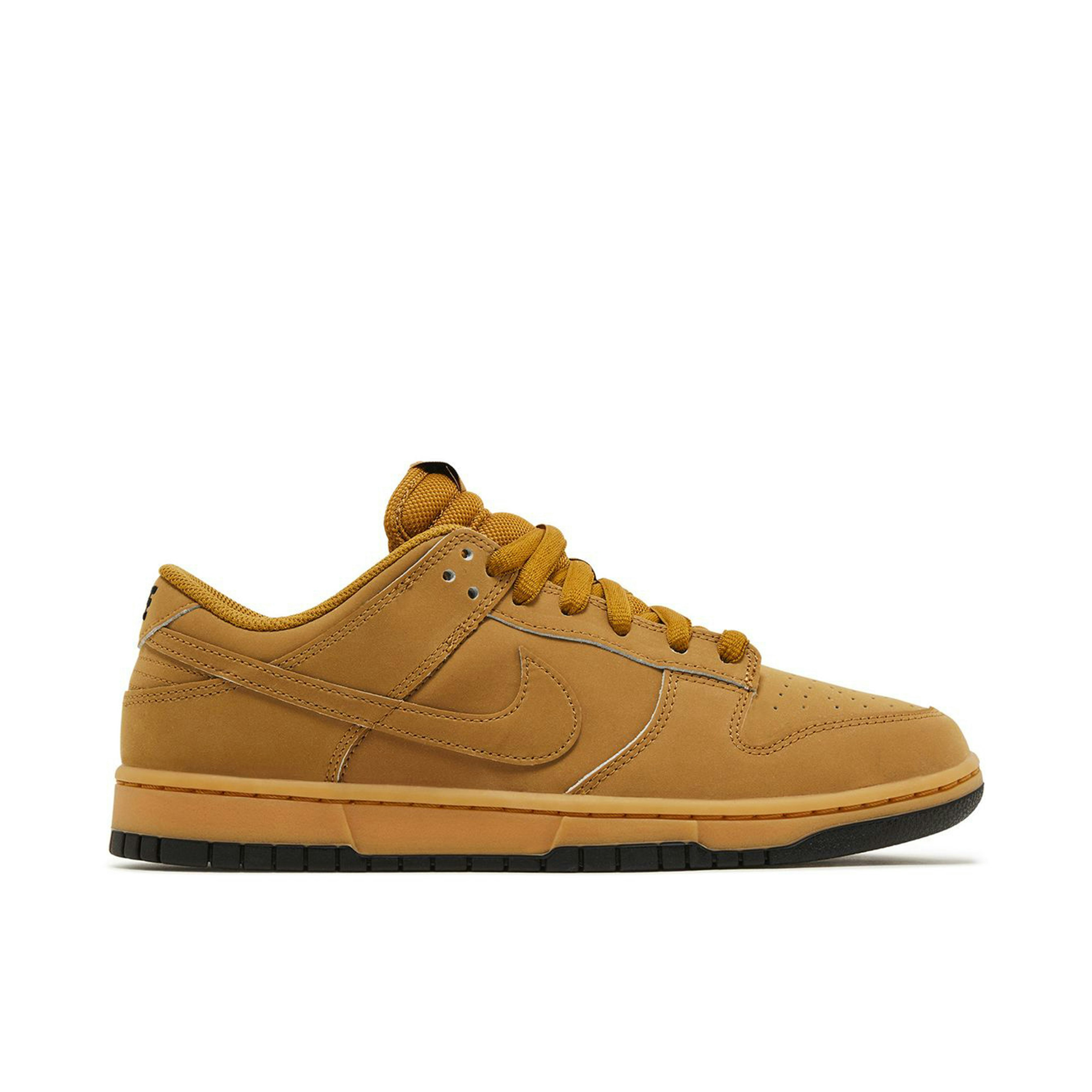 Nike Dunk Low Retro SE Wheat Gum