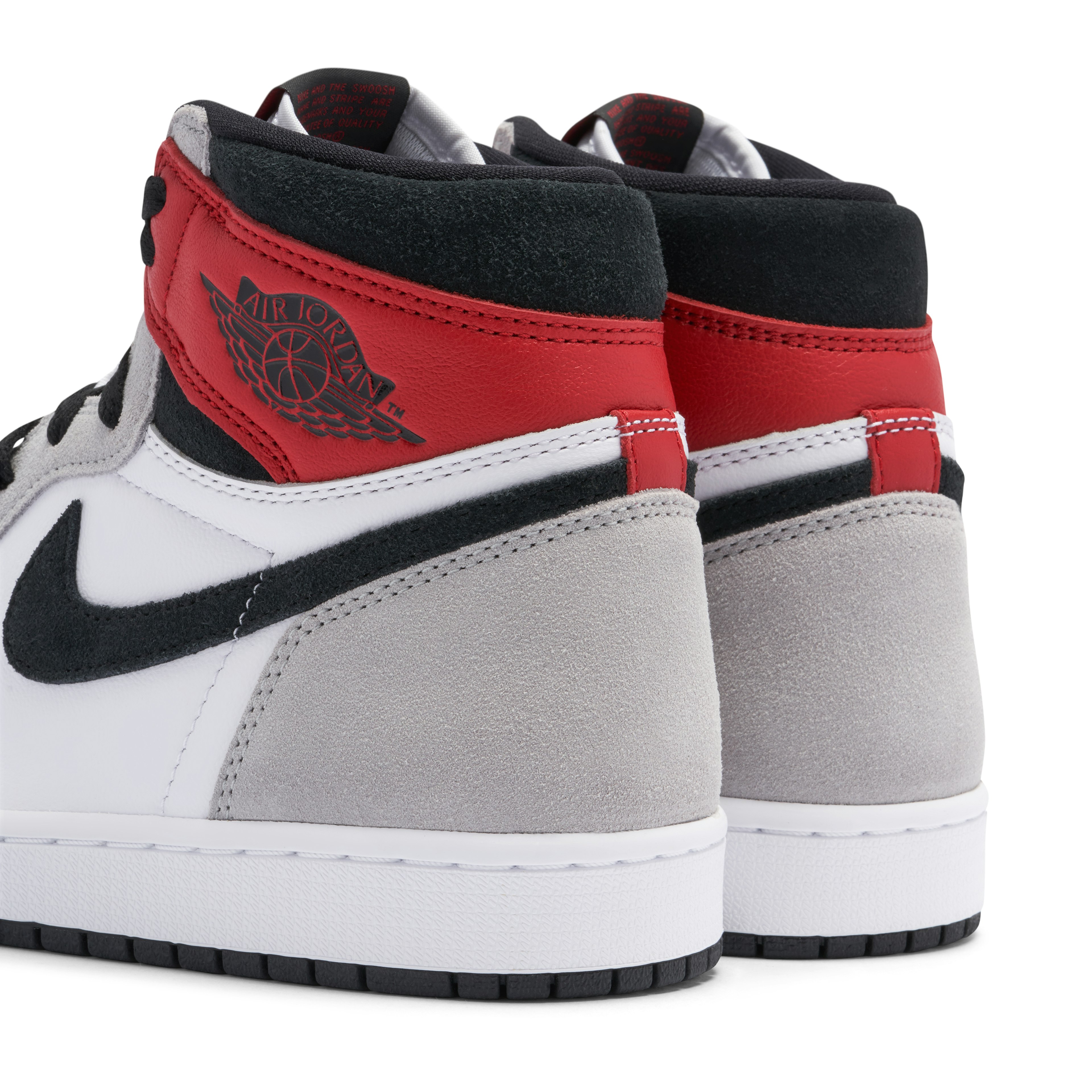 Air Jordan 1 High OG Smoke Grey