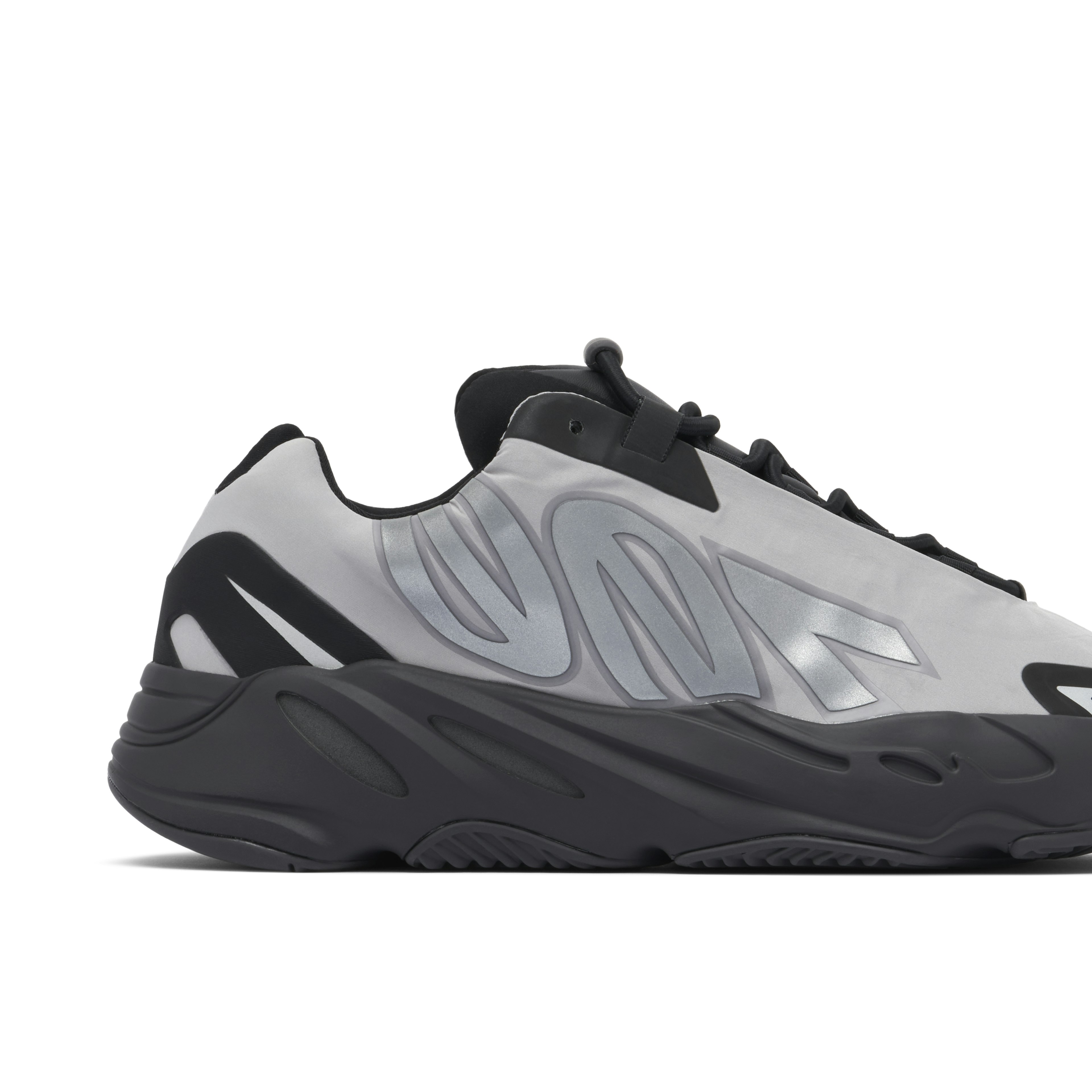 Yeezy 700 MNVN Metallic