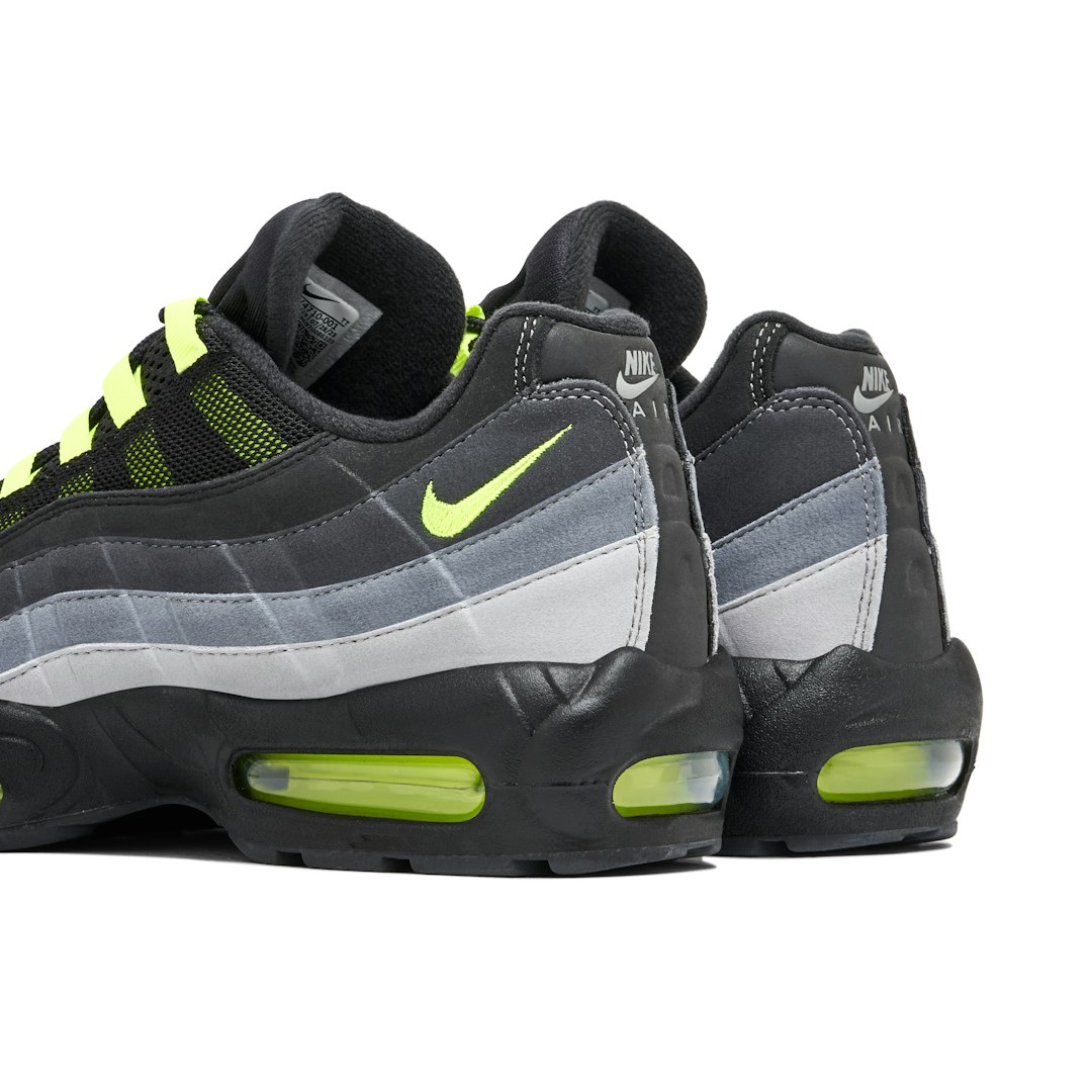 mens nike 95 black