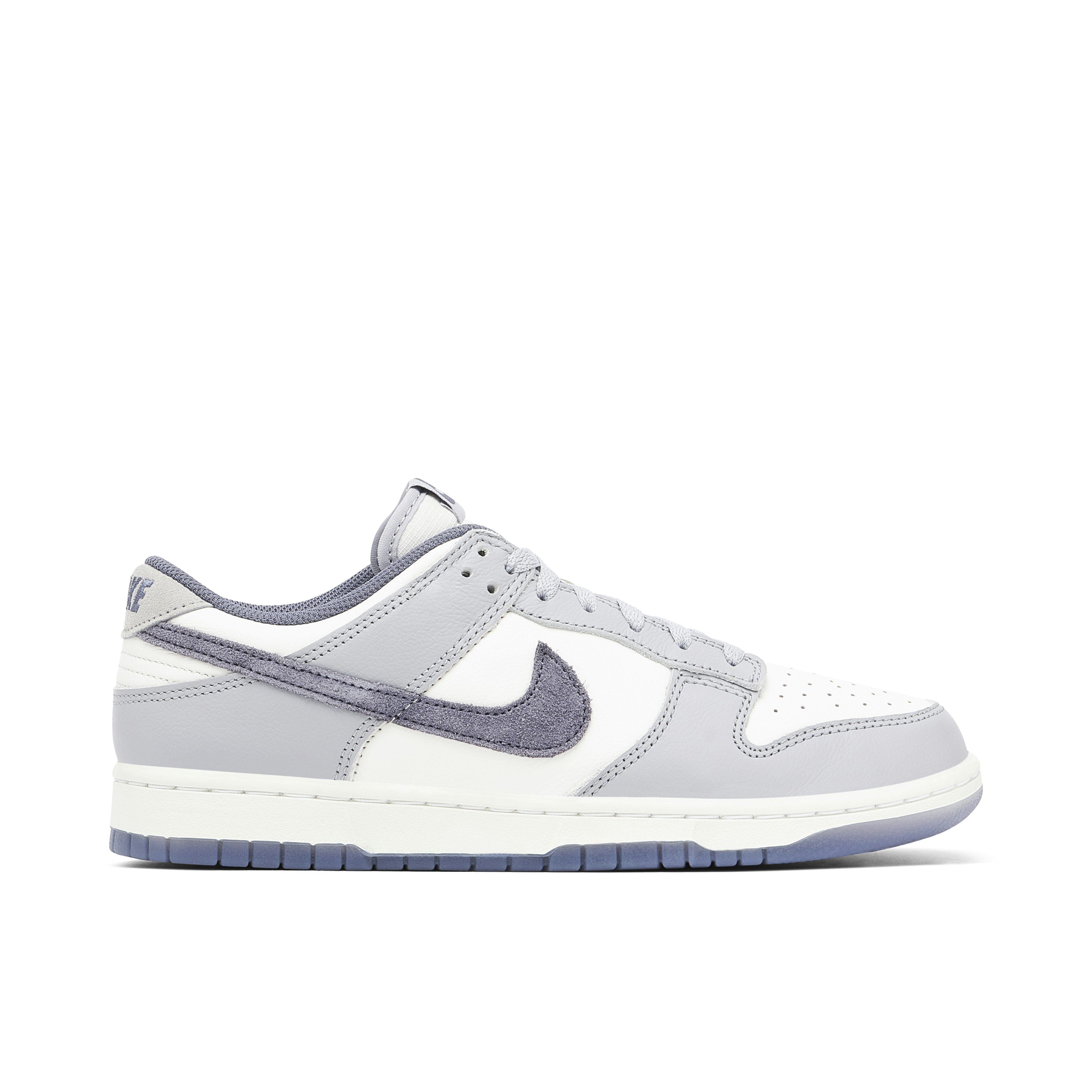 Nike Dunk Low Light Carbon