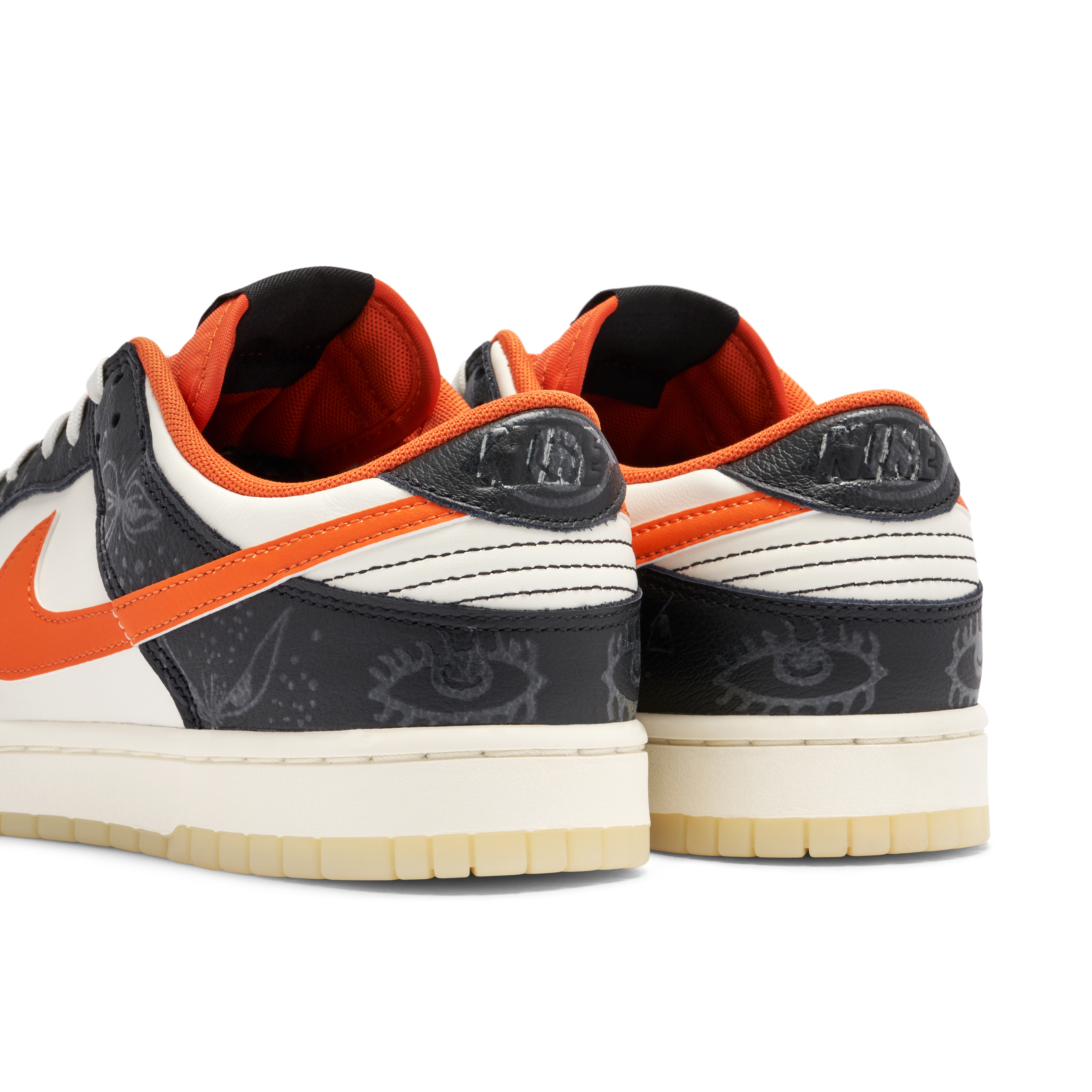 Nike Dunk Low PRM Halloween Black sold White Orange DO3806-100 sz6.5