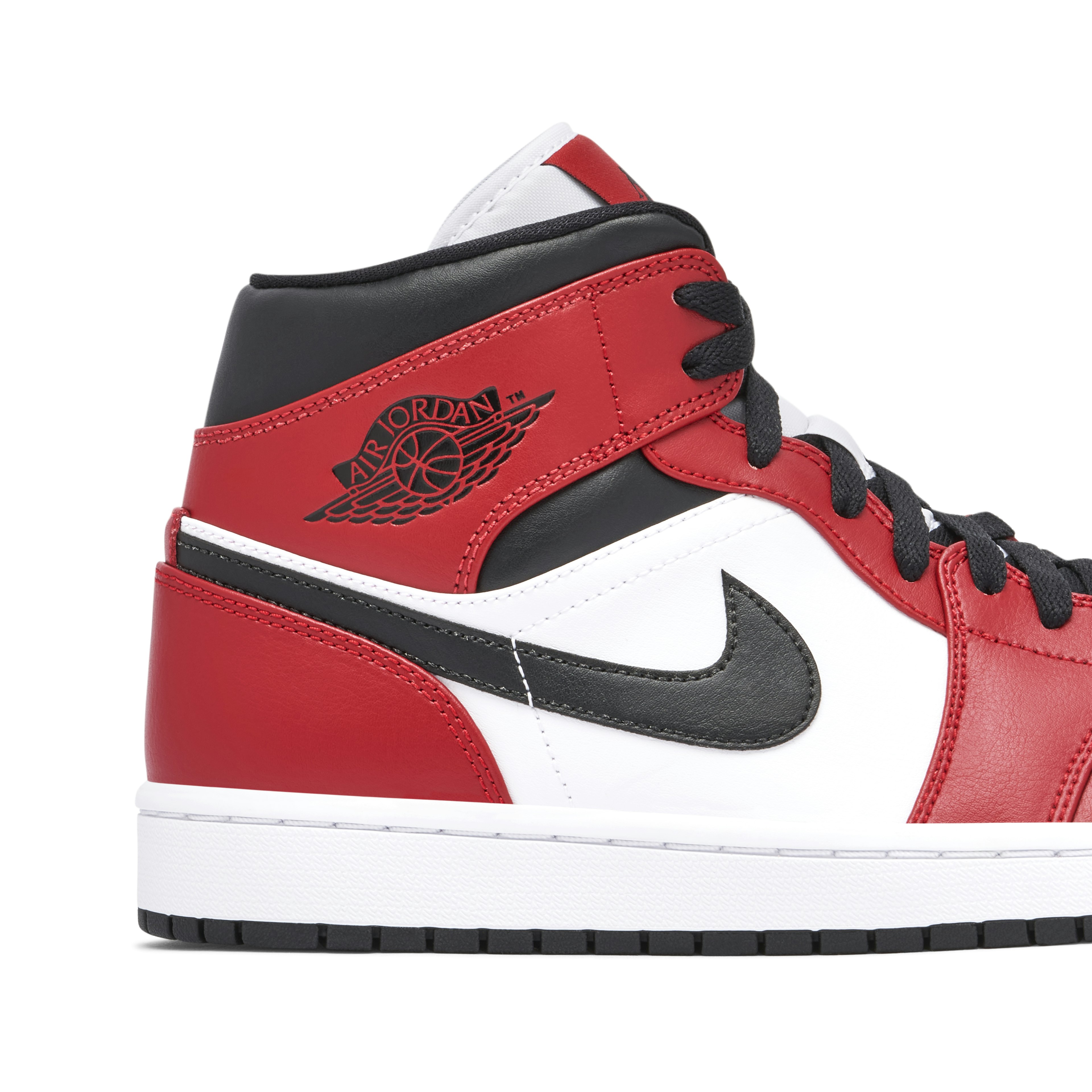 Air Jordan 1 Mid Chicago Toe